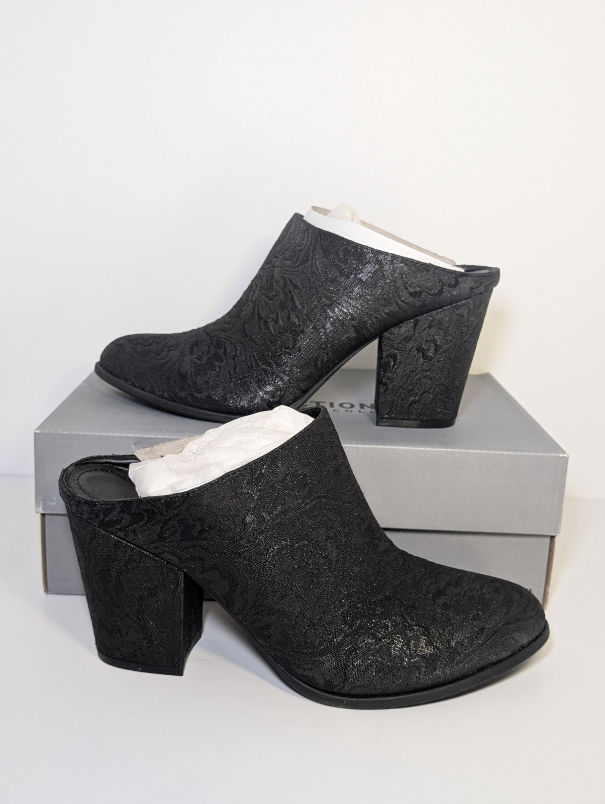 Kenneth Cole Reaction Tap Dance Mules Size 10 Black Satin Jacquard Block Heel NI