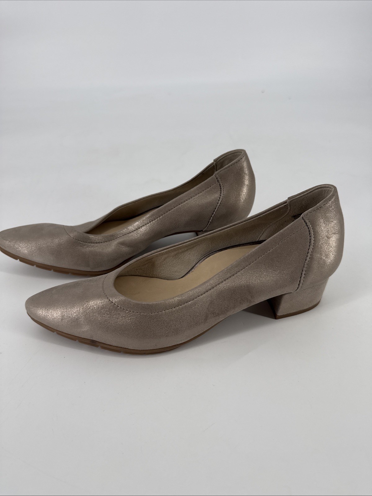 Paul Green Yvette Pumps Neutral Beige Heels Womens US 6 EU 3.5 Cashmere Flaw