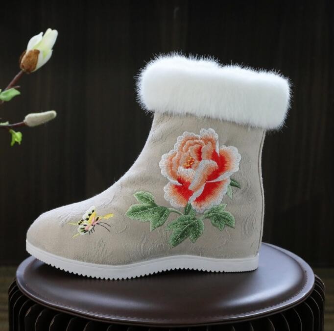 Fall/ Winter Women Chinese Folk Fleece Boots Embroidered Flower Flat Shoes Warm