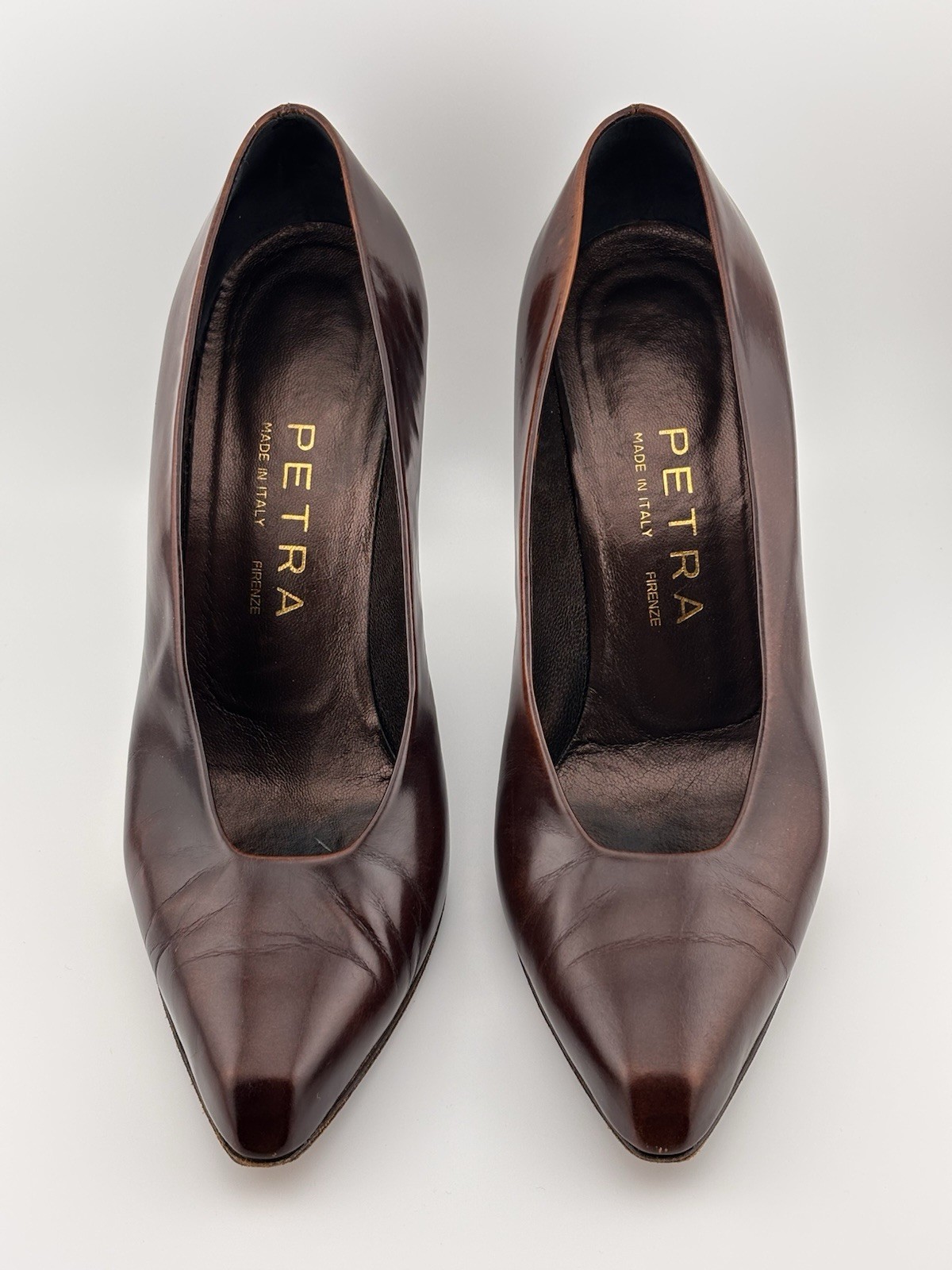 Vtg Womens 7.5 M Firenze Petra Brown Leather Pumps Ribbed Cone Horn Heel Italy