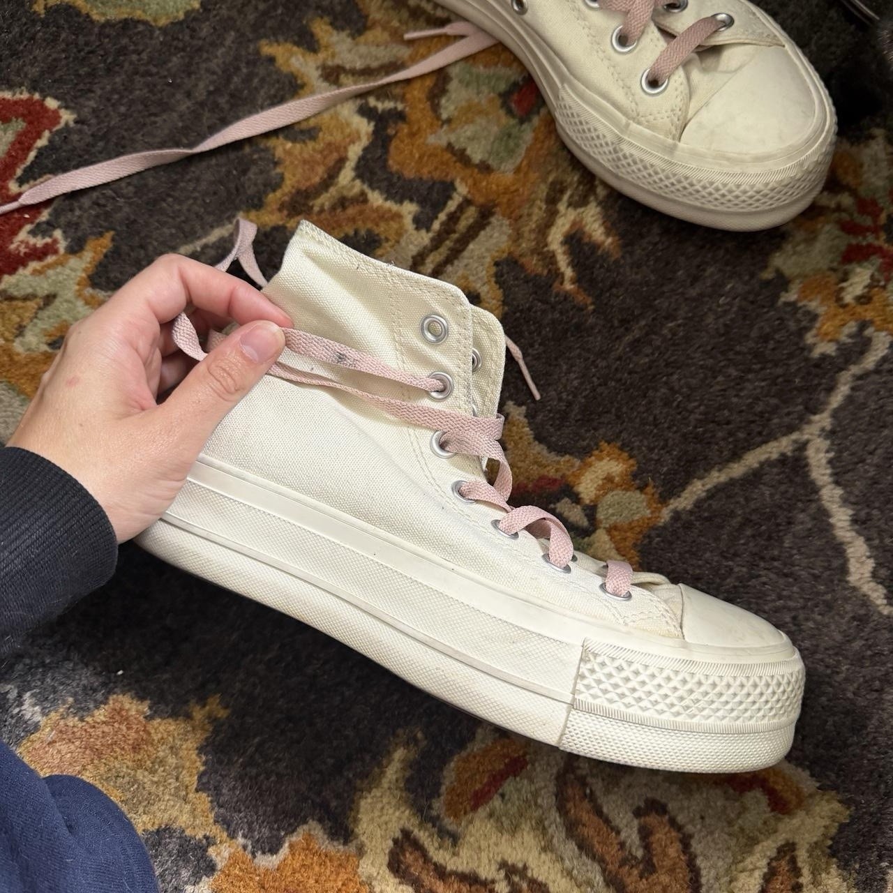 RED AND WHITE VALENTINES CONVERSE SNEAKERS WITH PINK LACES AND HEART PATCH