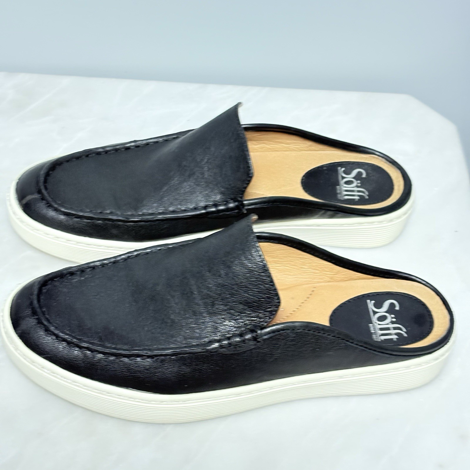 Sofft Shoes Womens 8.5 Somers Moc Toe Mules Flats Slip On Black Leather Casual