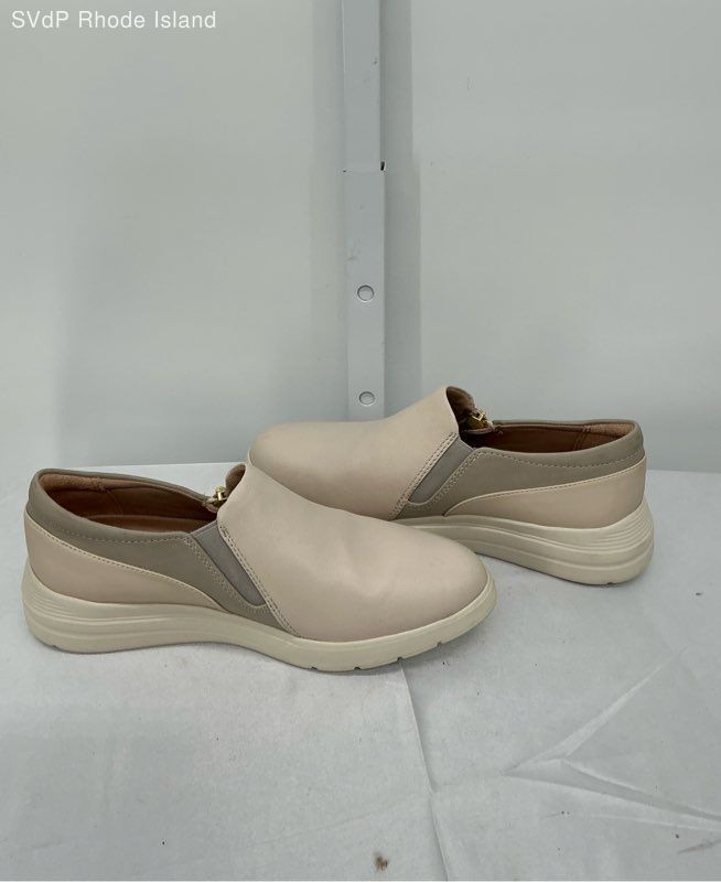 Rockport Beige Total Motion Trutech Casual Shoe Women 6