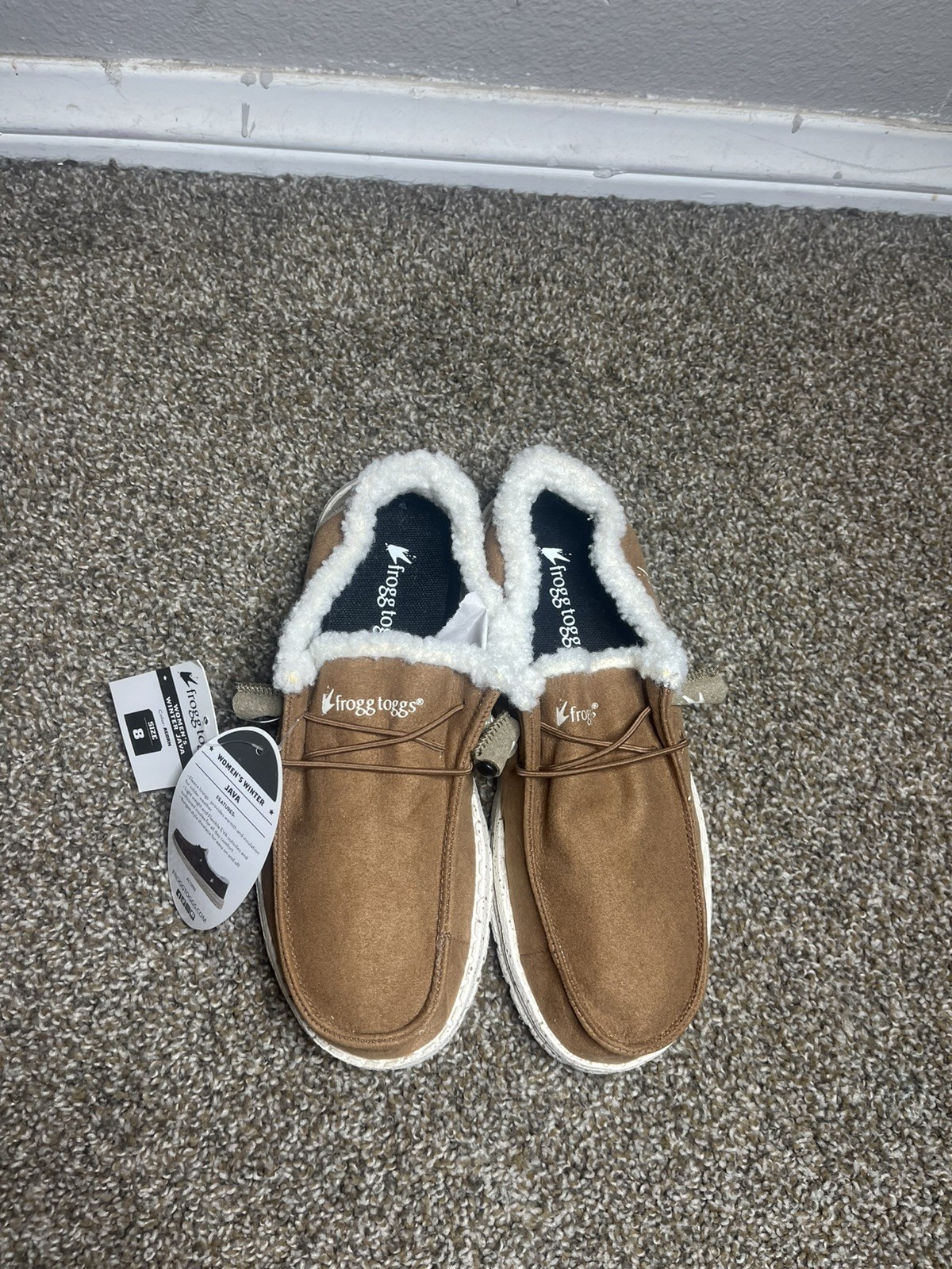 Frogg Toggs Winter Java Lace Up Women’s Light Weight Shoes – Acorn Size 9 New!!