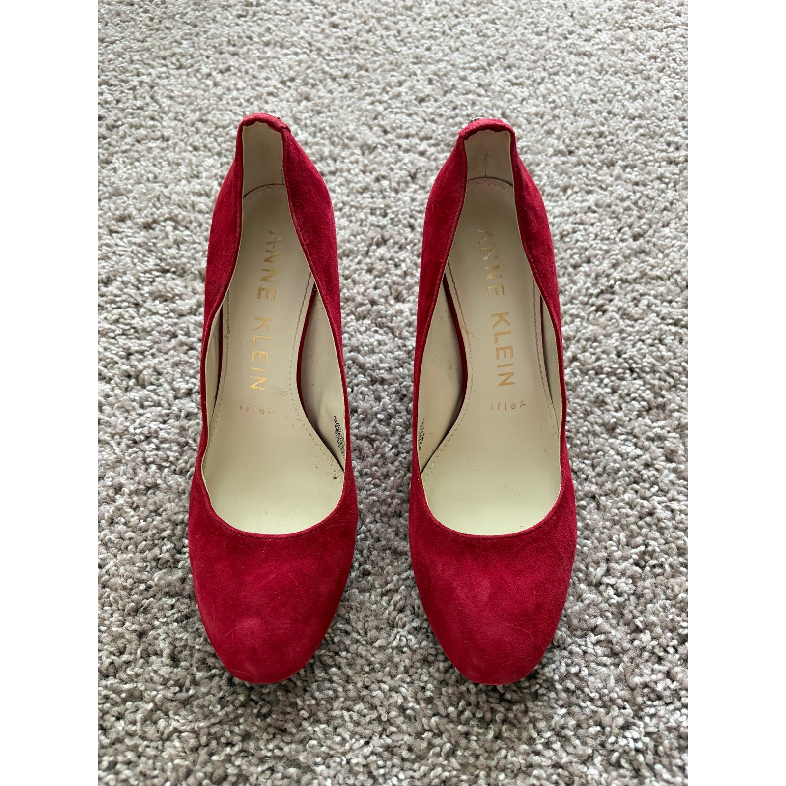 Anne Klein iFlex Red Suede Block Heel Pumps – Women’s Size 8.5