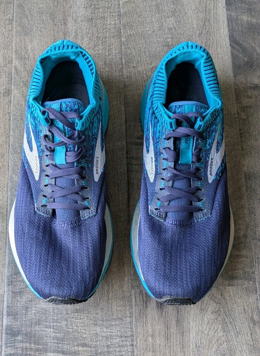 Brooks Ricochet Running Shoes Womens Size 9.5 Blue Teal DNA AMP Athletic Sneaker