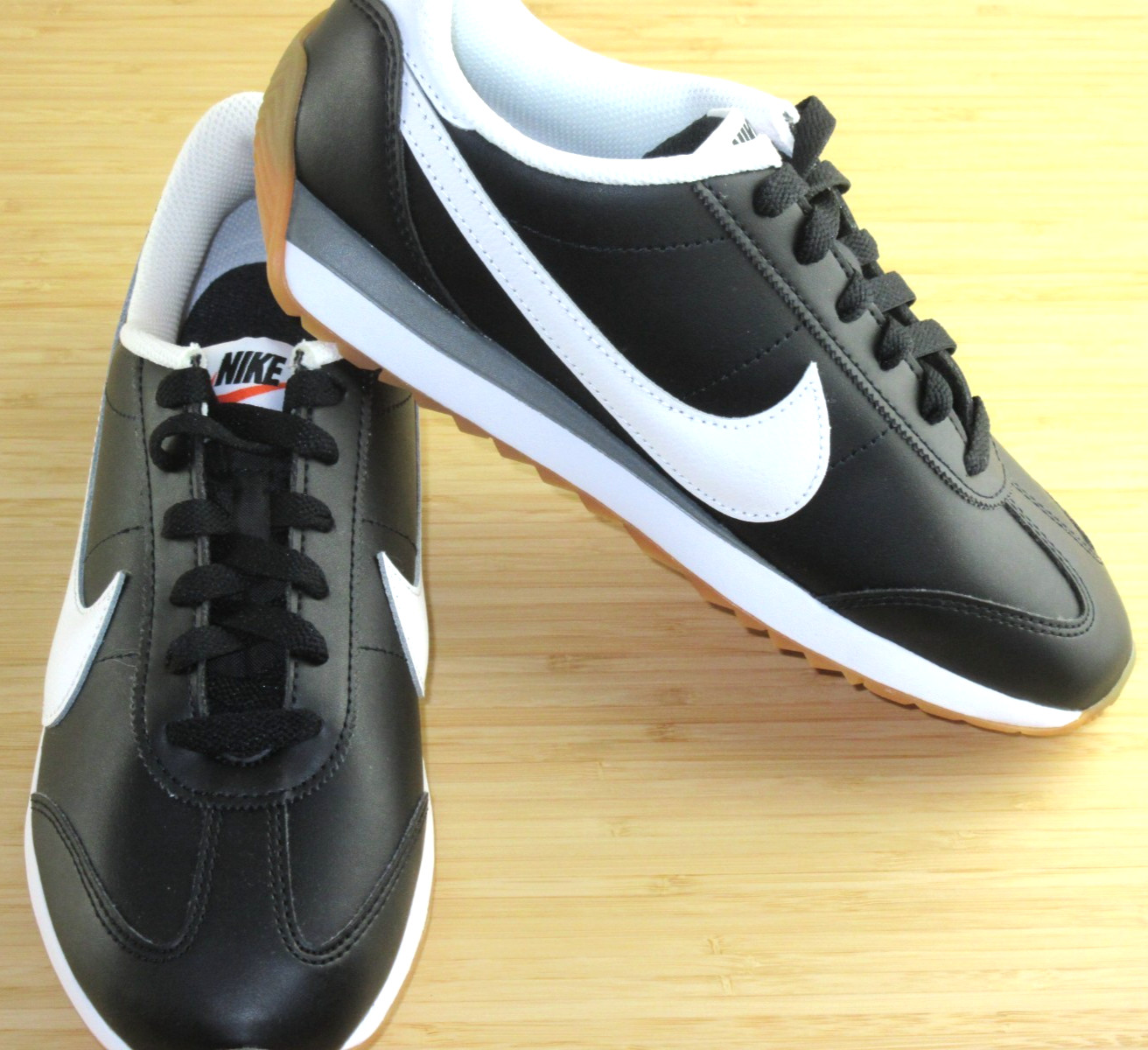 Nike Women’s Pacific Leather Retro Black White Gum Lifestyle Shoes Size 9 NIB