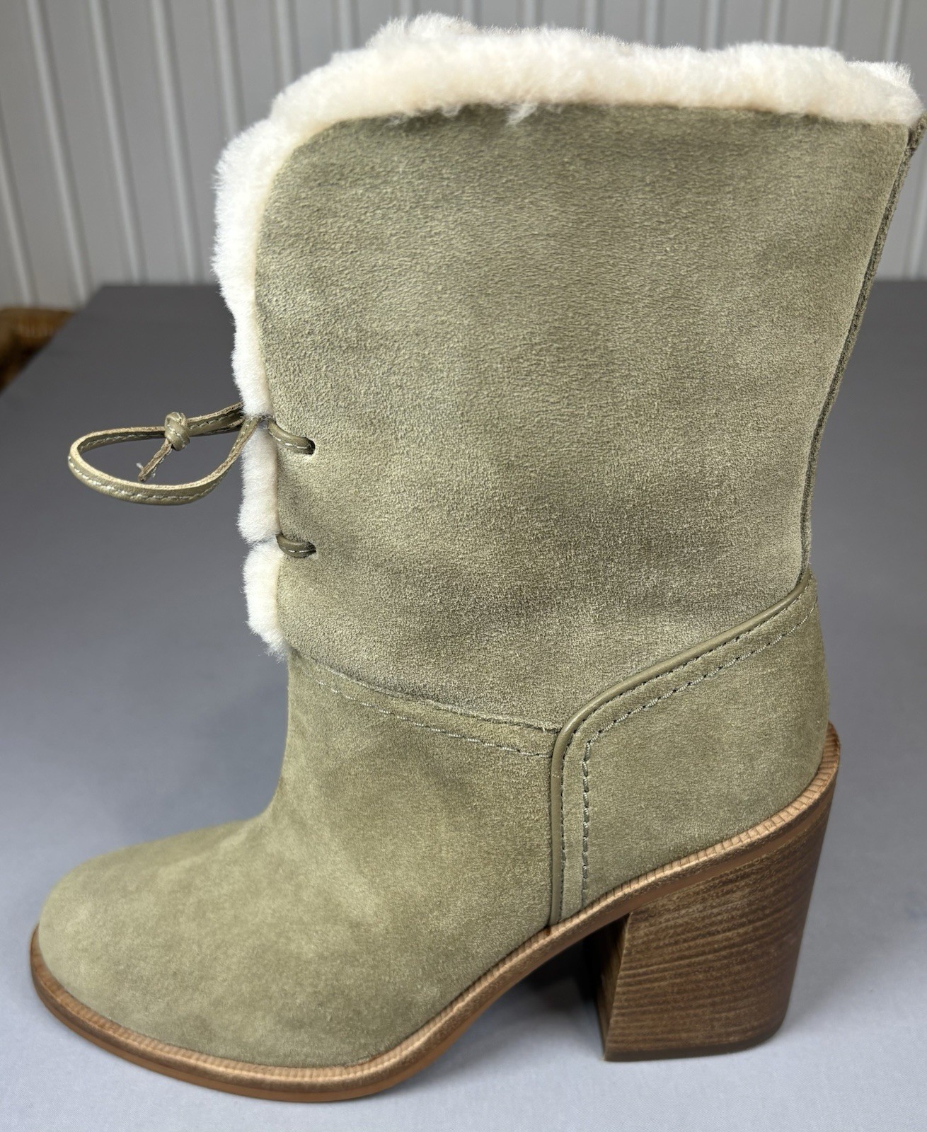 UGG Women’s 7 Shearling Suede Mid Calf Boots Olive Taupe 3.5″ Block Heel Rare