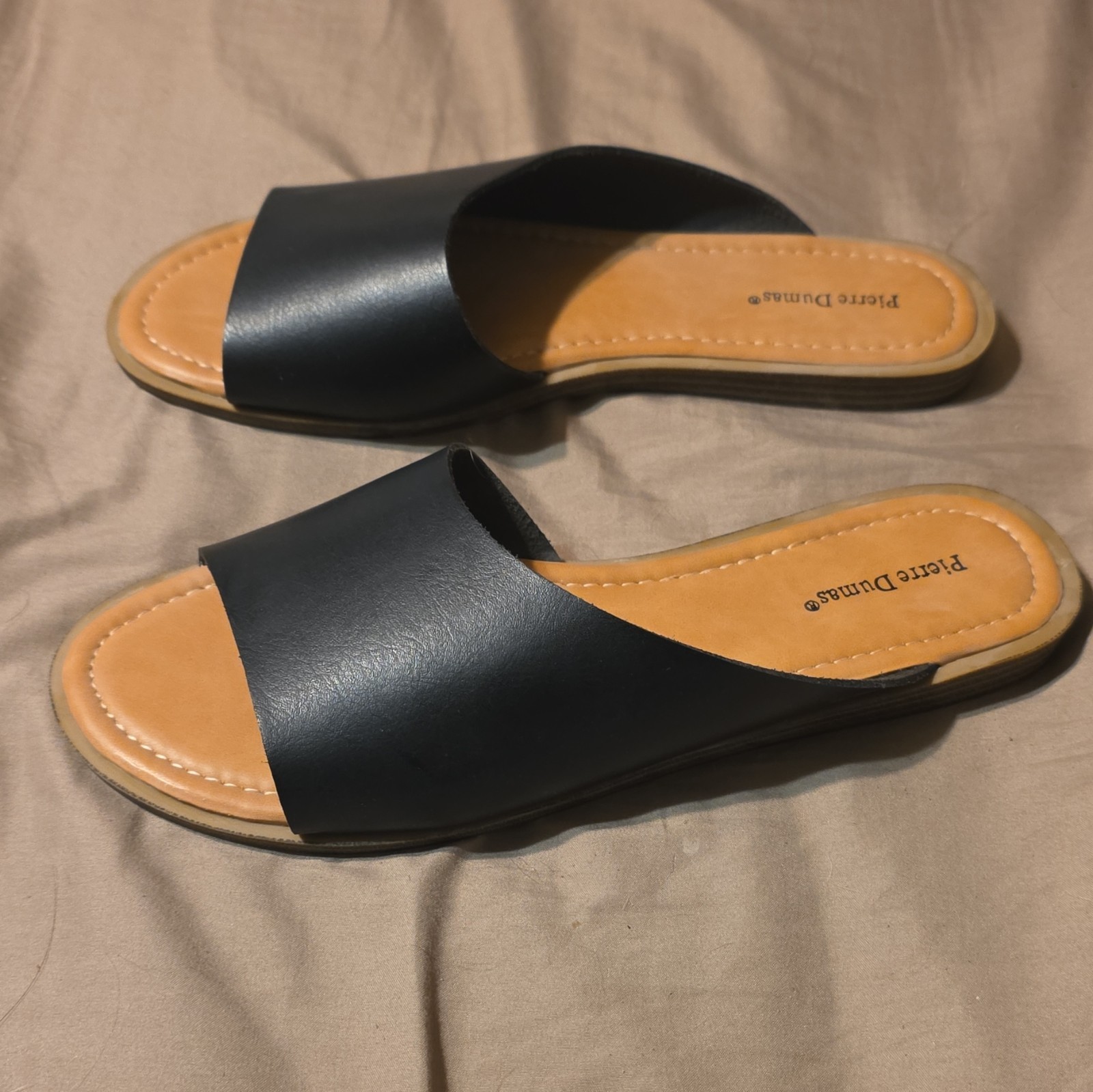 Pierre Dumas Black/Tan Man Made Slip-On Slide Sandals Women’s US 9