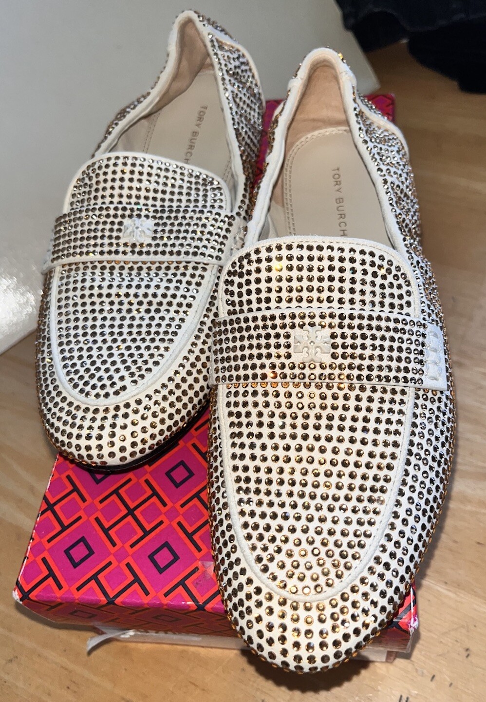 Tory Burch Champagne Crystal Covered Cream Suede Ballet Flats Loafer Sz 7.5 EUC!