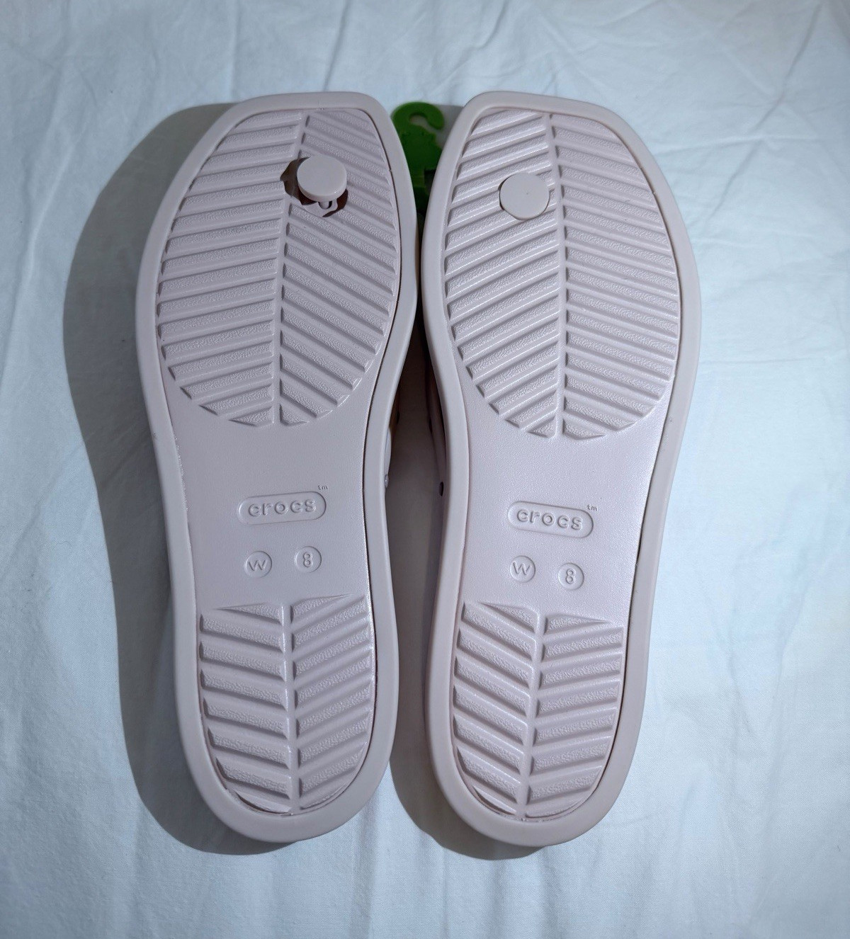 Crocs Women’s Pink Thong Sandals Synthetic Slip On Logo Studded US 8 EU 39-40