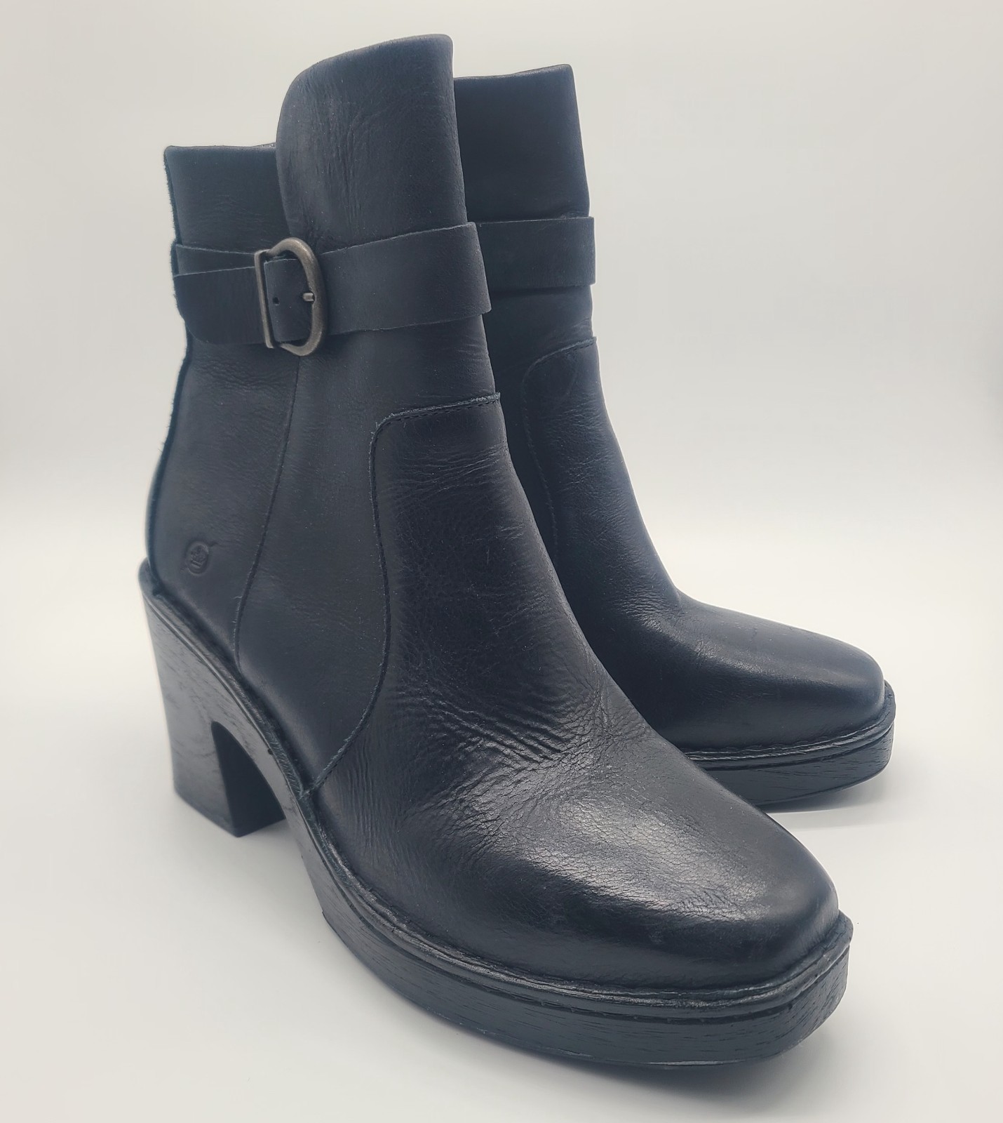 Born Platform Black Leather 10 Chunky Heel Biker Moto Booties Bratz Whimsigoth