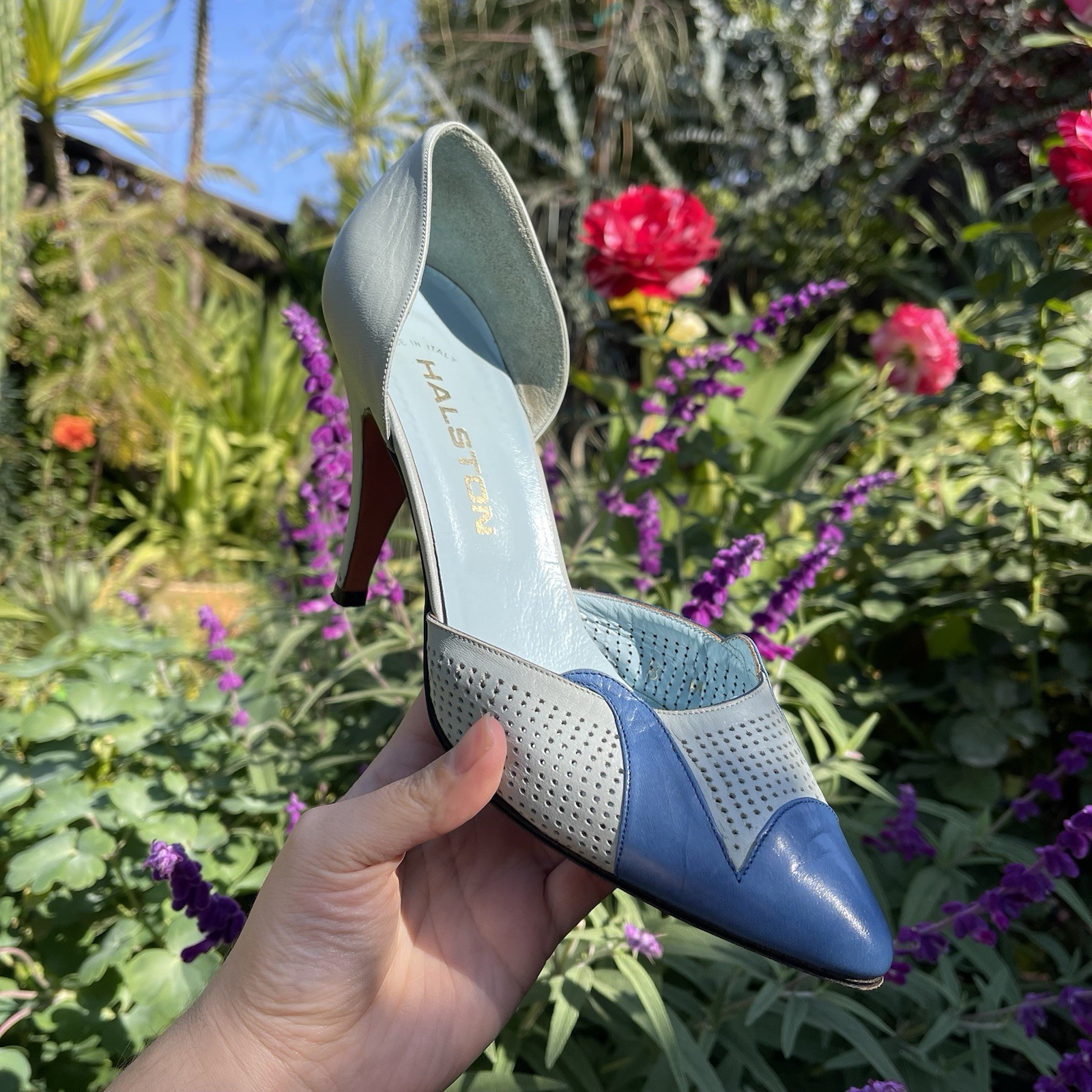 Halston Women’s Size 8 Blue Leather Perforated Pointed Toe Slip-On Pumps