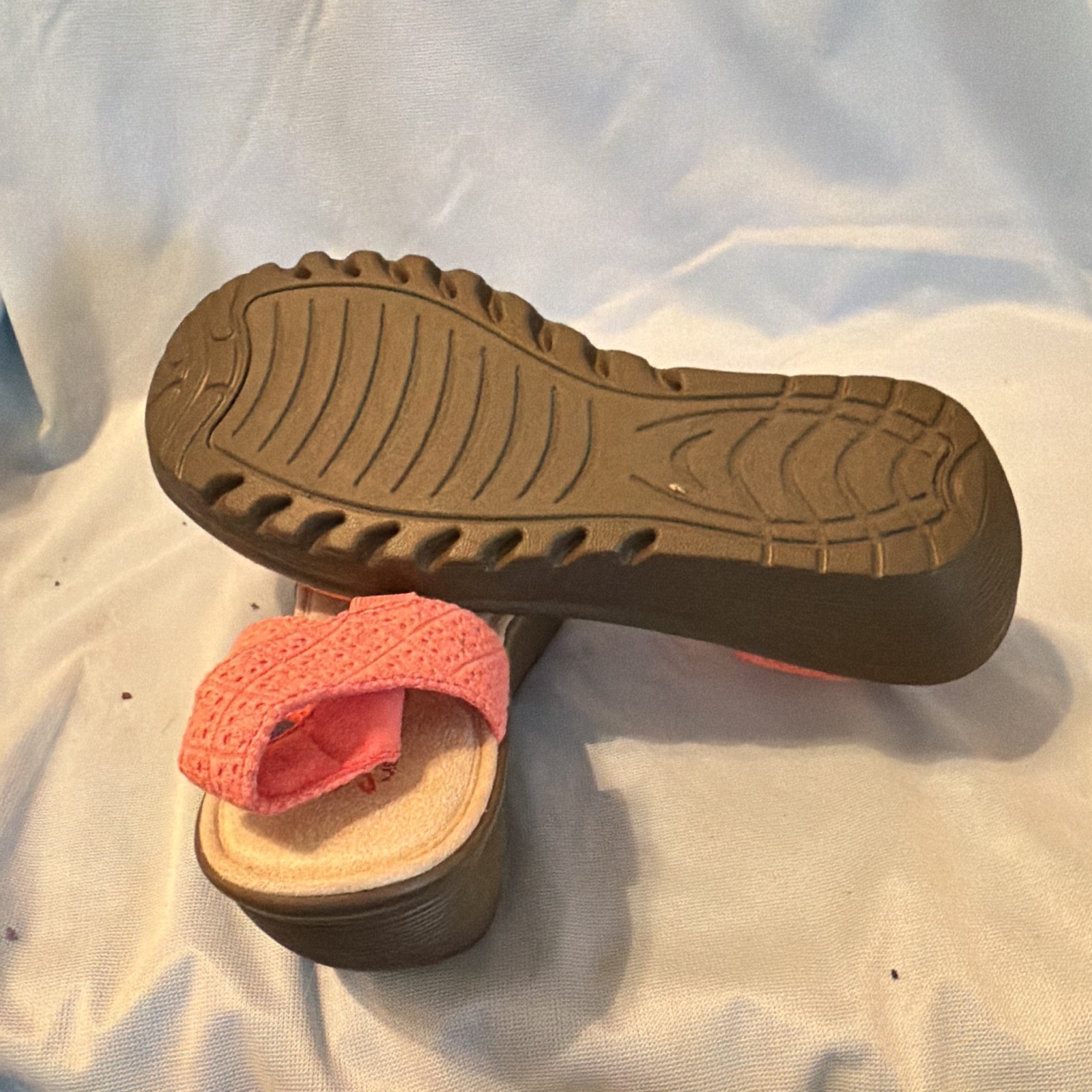 Skechers Pink Textured Strappy Wedge Slip-On Sandals Women’s US 11 Rubber