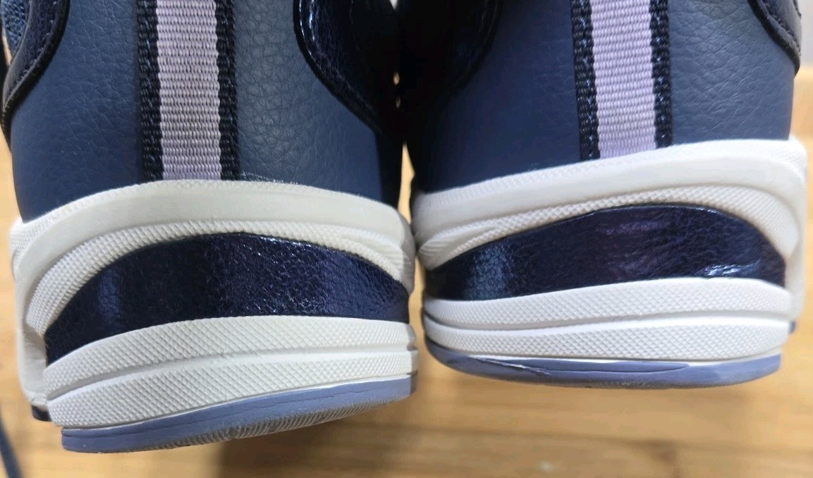 Ryka Womans 7.5 Imagine Mesh Walking Sneakers Navy Blue W/ Lavender Accents