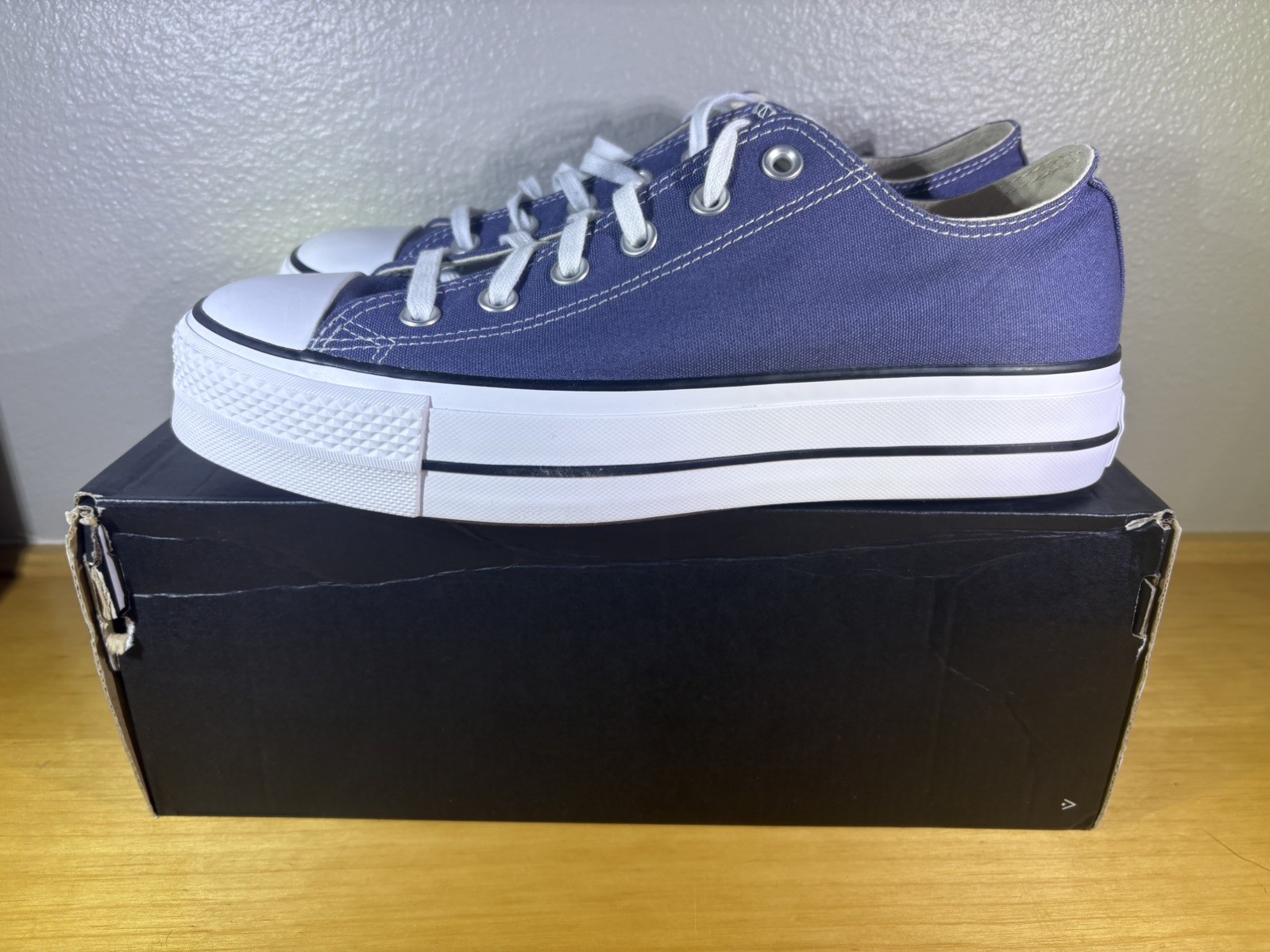 Converse Chuck Taylor All Star Rare Color Platform, 571405C purple size 11 women