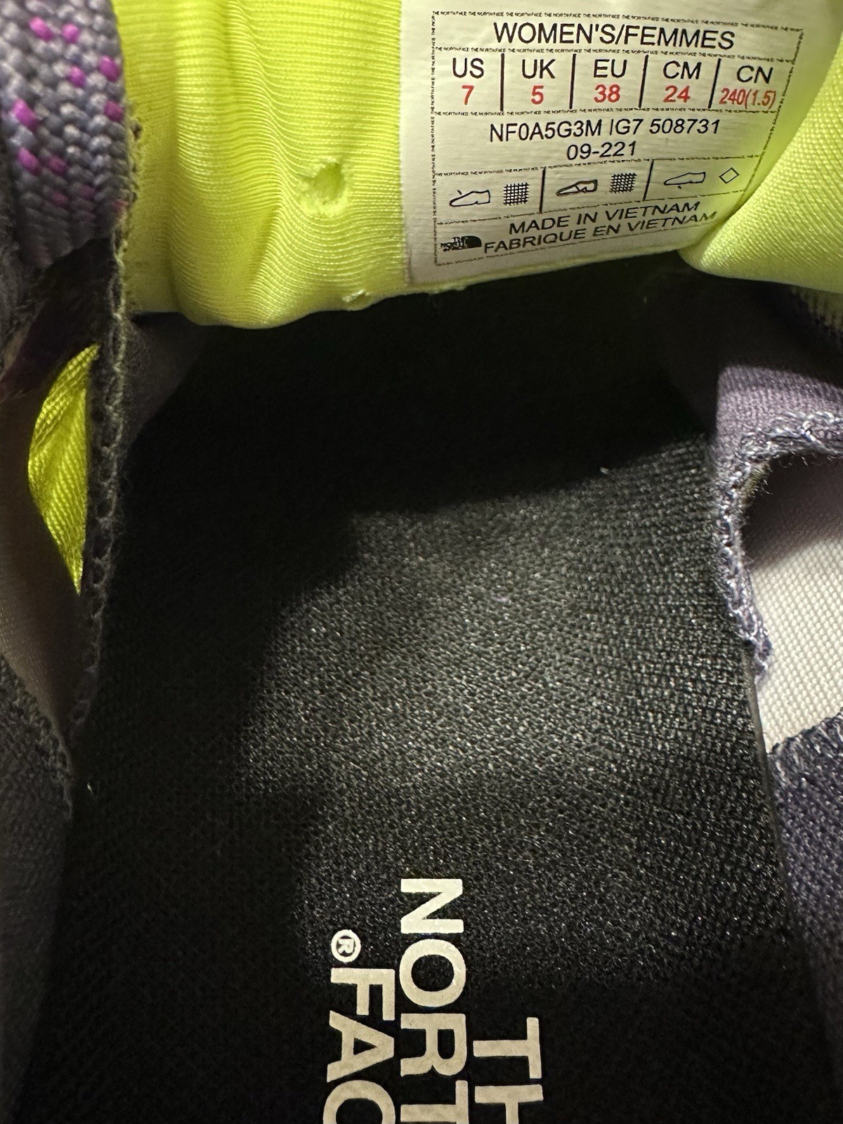 The North Face Women’s Vectiv Sneakers Size 7 LED Yellow Athletic Shoes Lace Up