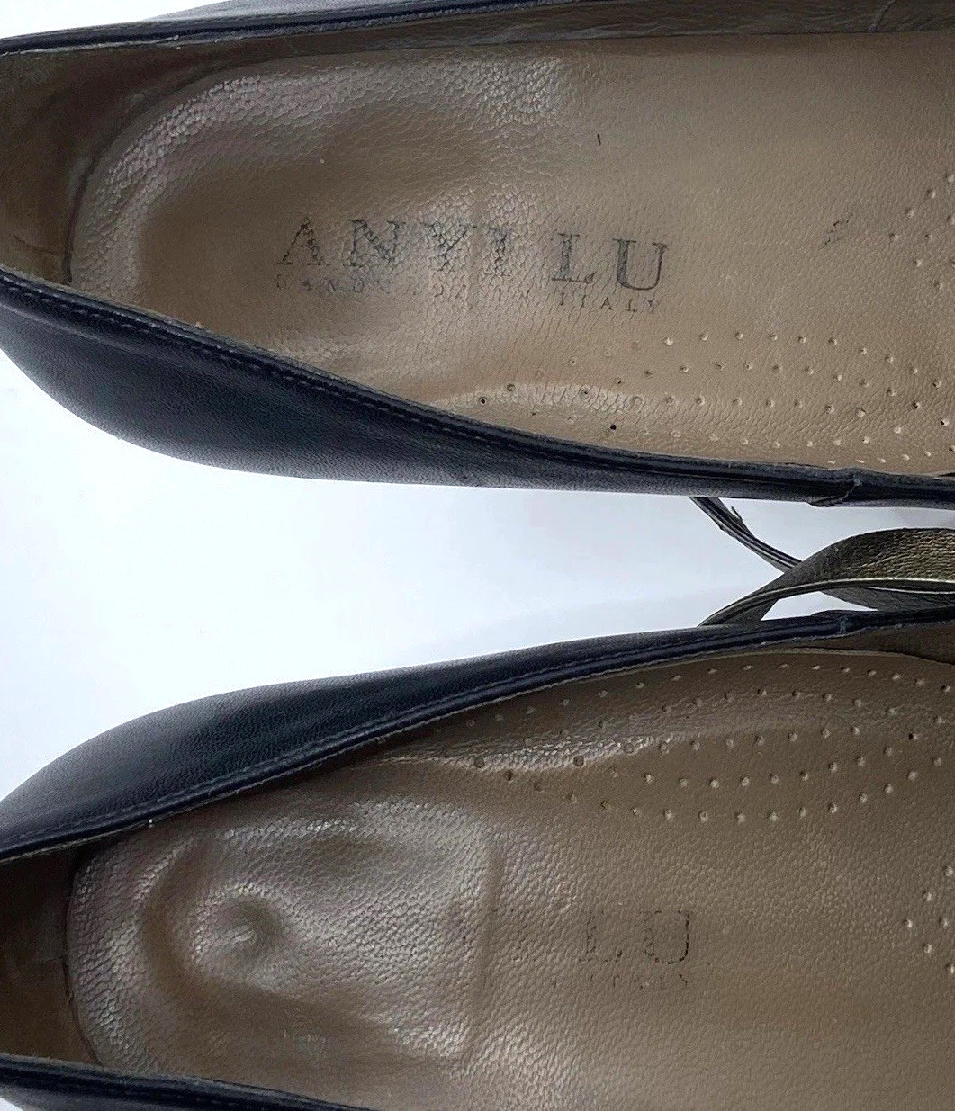 Anyi Lu Italy Black Leather Pointed Toe Ankle Strap Pumps Heels EU 38 US 7.5