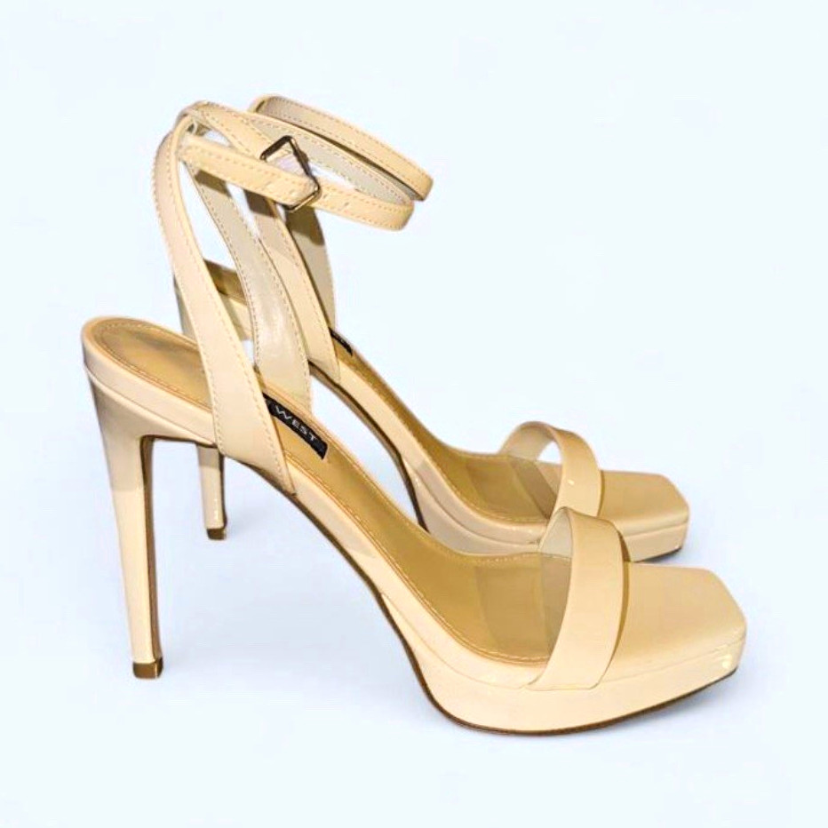 Nine West “Loola” White Patent Leather Strappy Ankle Strap Square Toe 6.5M