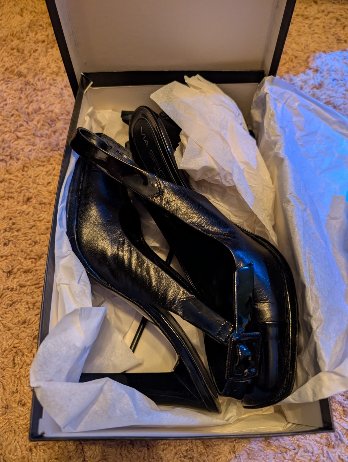 Via Spiga Black Leather Heels Sz 10 Shiny and Great Shape