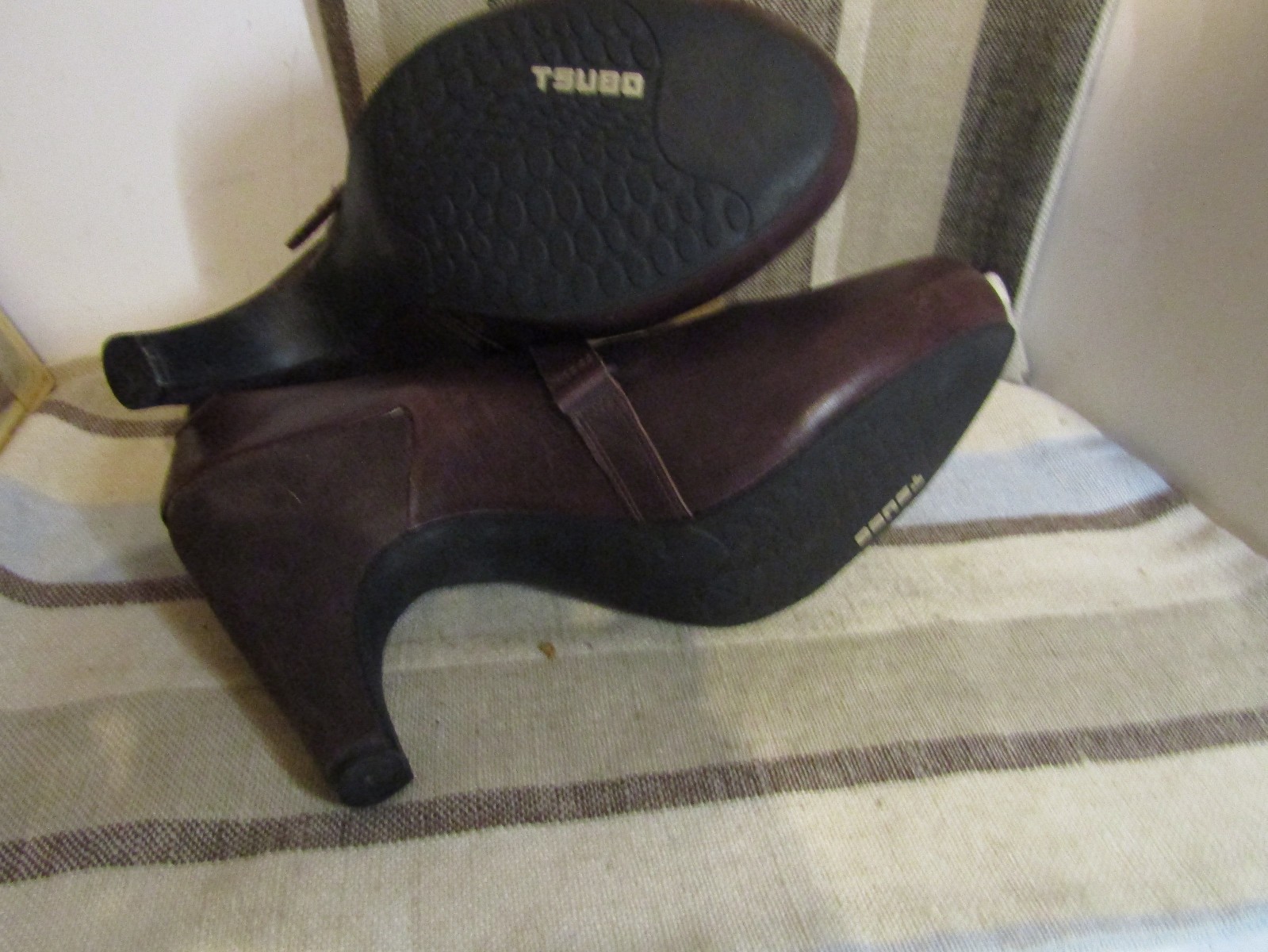 TSUBO Brown Leather Mary Jane Strap Hook & Loop Cone Heel Shoes Women Size 8.5