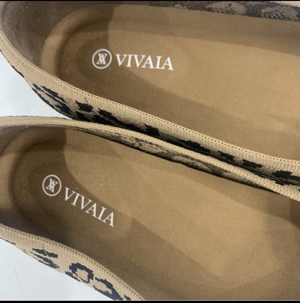 VIVAIA Margot 2.0 Square Toe V-cut Flats Dark Leopard Size 40 US 9 Comfort