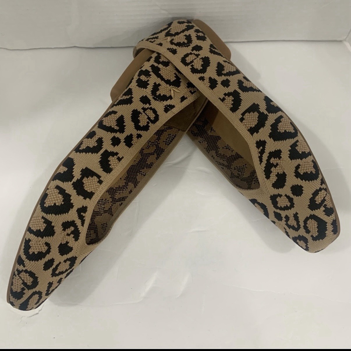 VIVAIA Margot 2.0 Square Toe V-cut Flats Dark Leopard Size 40 US 9 Comfort