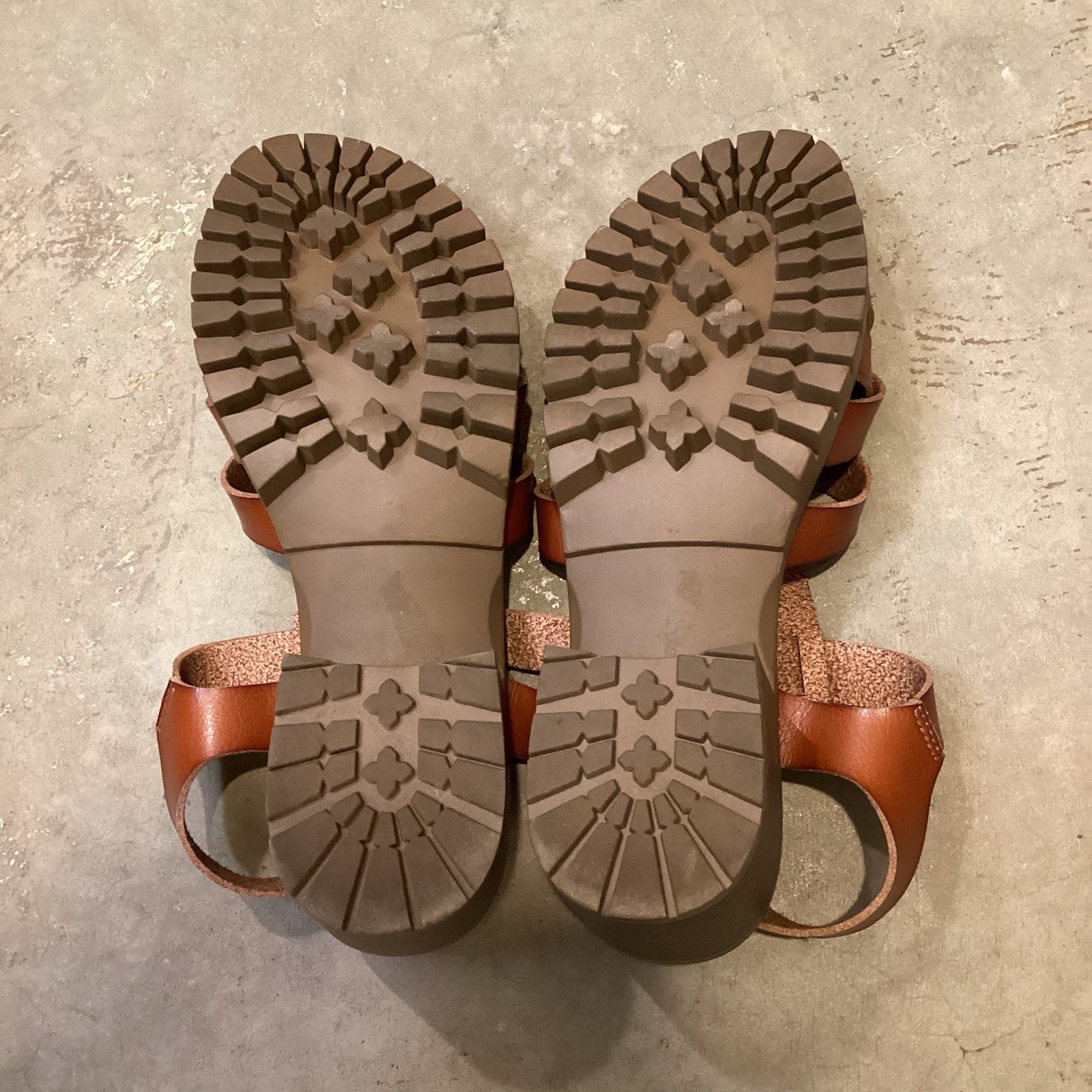 POP Comfort Fit Sandals Block Heel Chunky Strappy Leather Cognac Size 9 Women’s