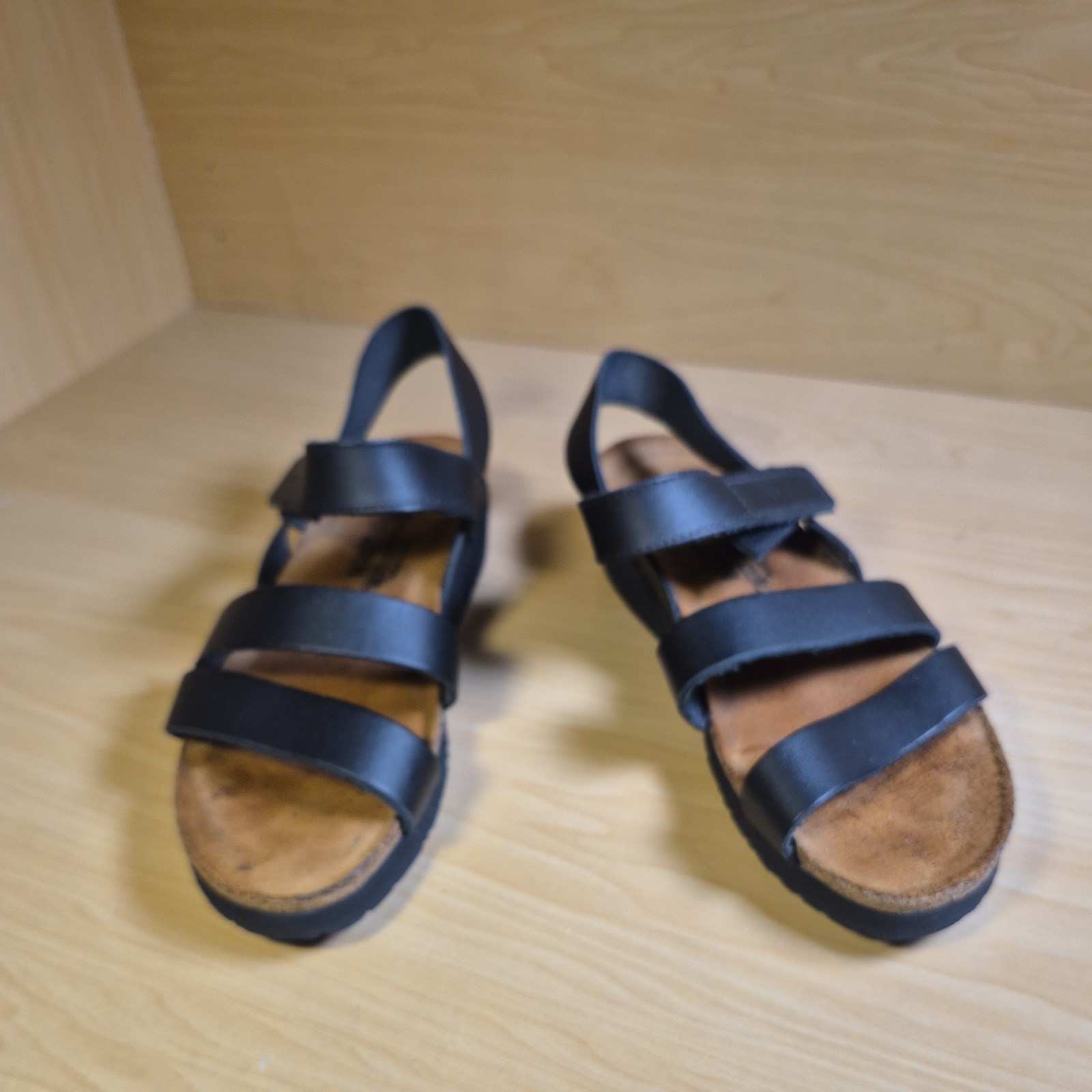 Naot Kayla Black Leather Strap Sandals SZ 36 or U.S SZ 5 5.5