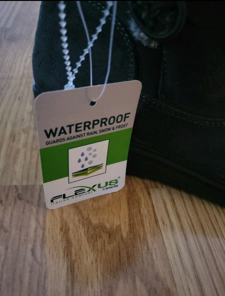 NEW spring step FLEXUS women’s boots Size 6 waterproof winter spring boot