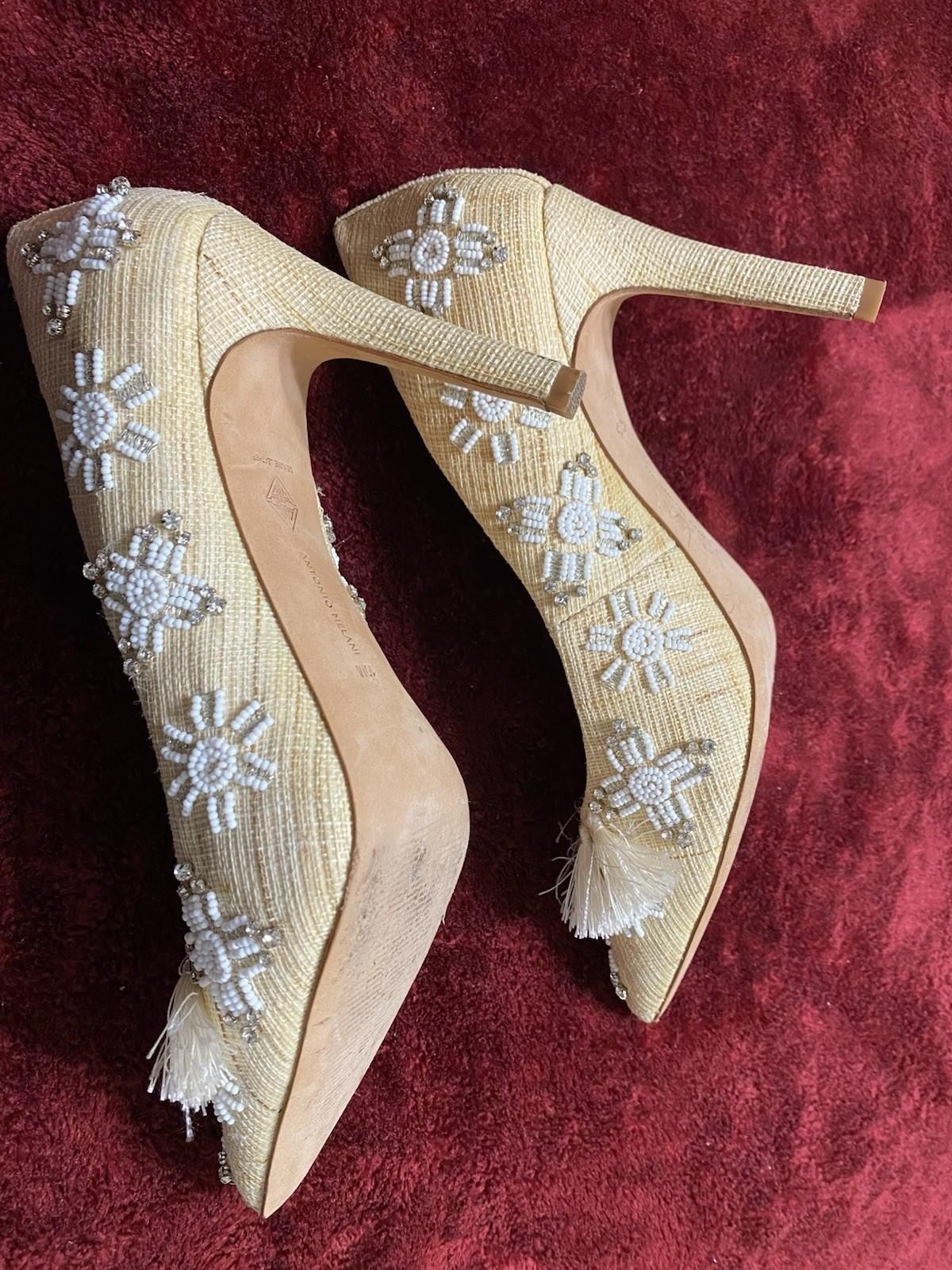 Antonio Melani Ivory Heels 10M Beaded Rhinestone Tassel Dress Shoes Wedding