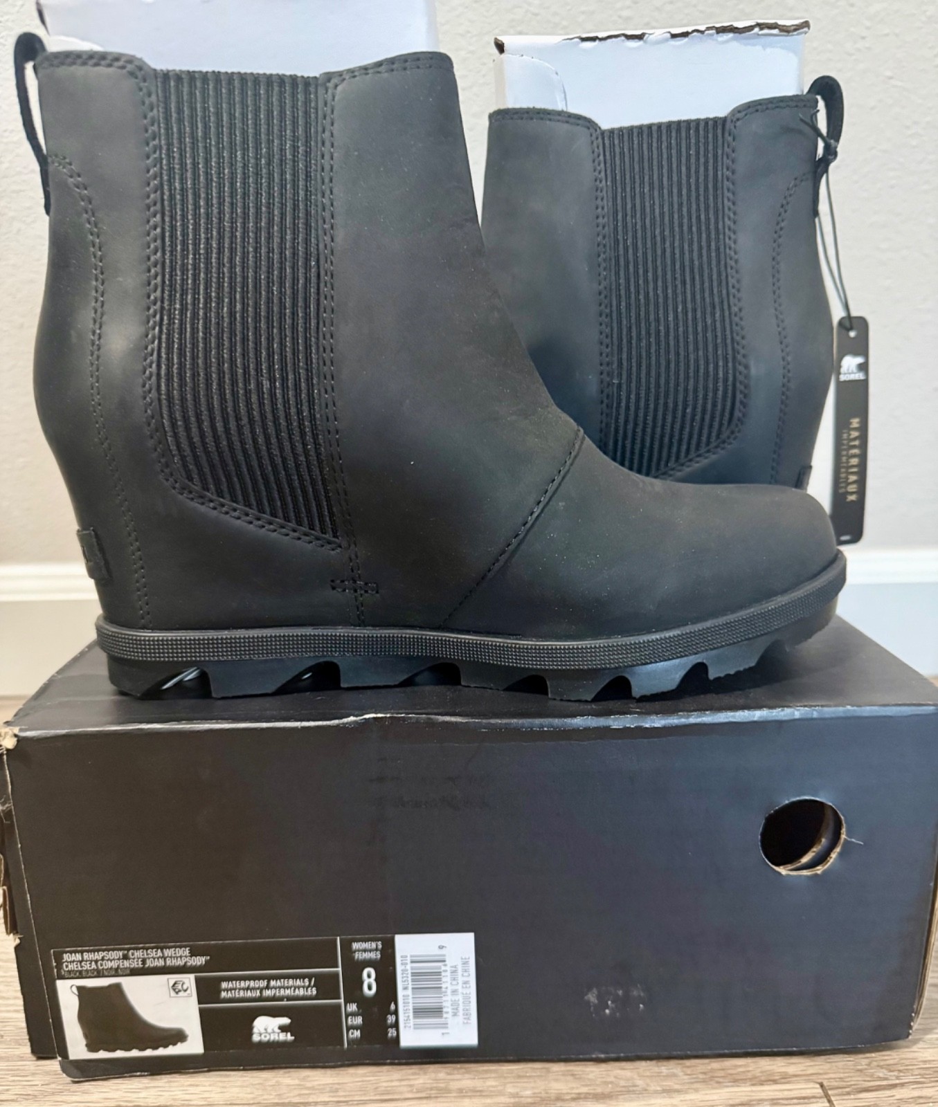 Black Sorel Joan Rhapsody Chelsea Wedge Shoe/boot Women’s Sz 8, waterproof, NWT