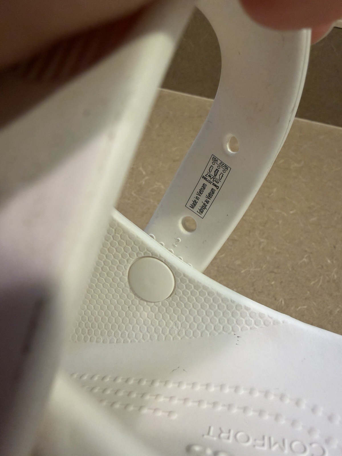 Crocs Mega Crush 207988 White Chunky Platform Clogs Sandals Womens 7 Mens 5