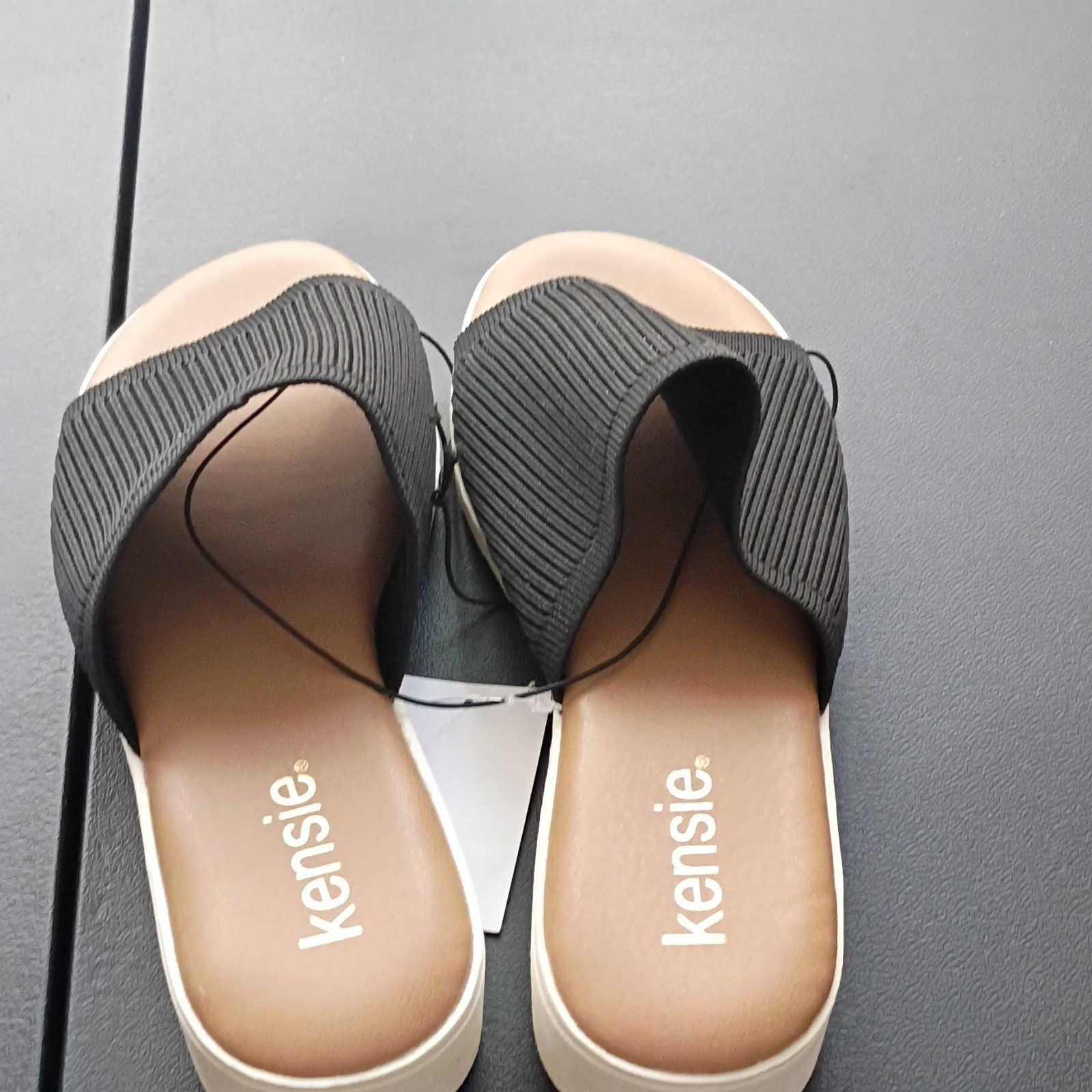 Kensie Women’s Black Slide Slip-On Sandals Wide Strap Ribbed Comfort Size 8