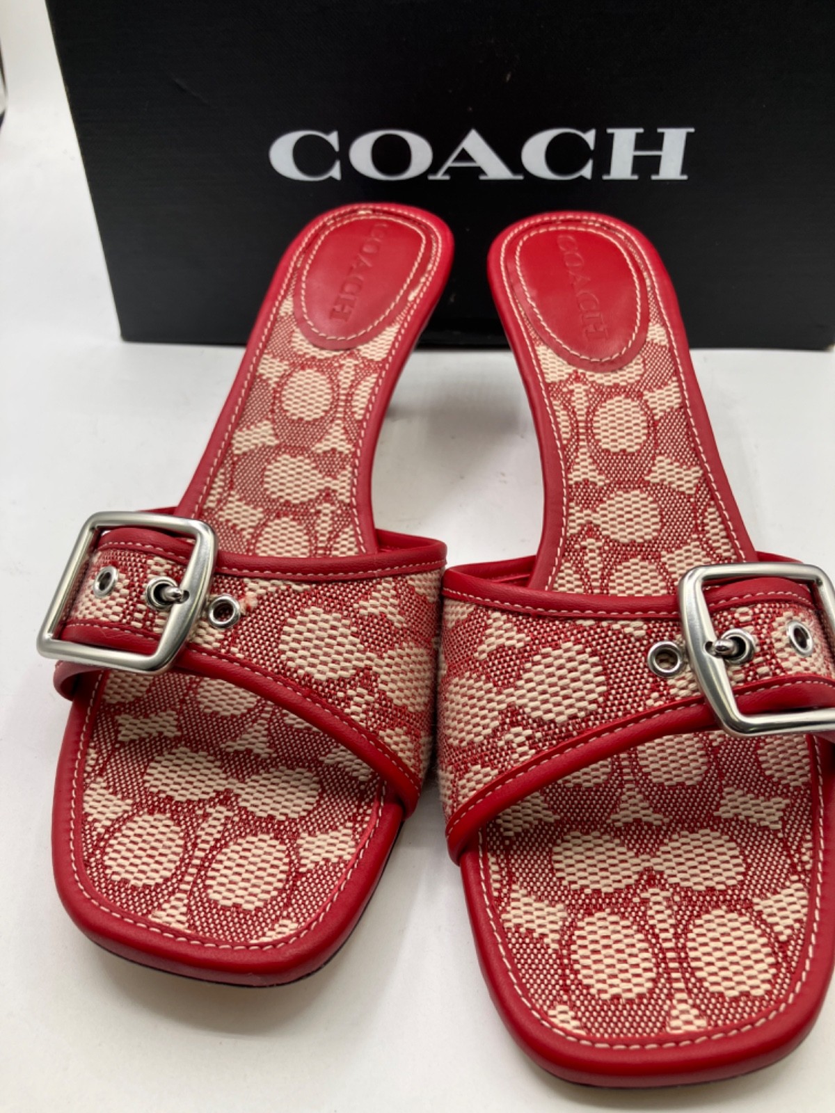 Coach Women’s Margot Sig Txt JQD Signature Kitten Heels Ruby US 11 B