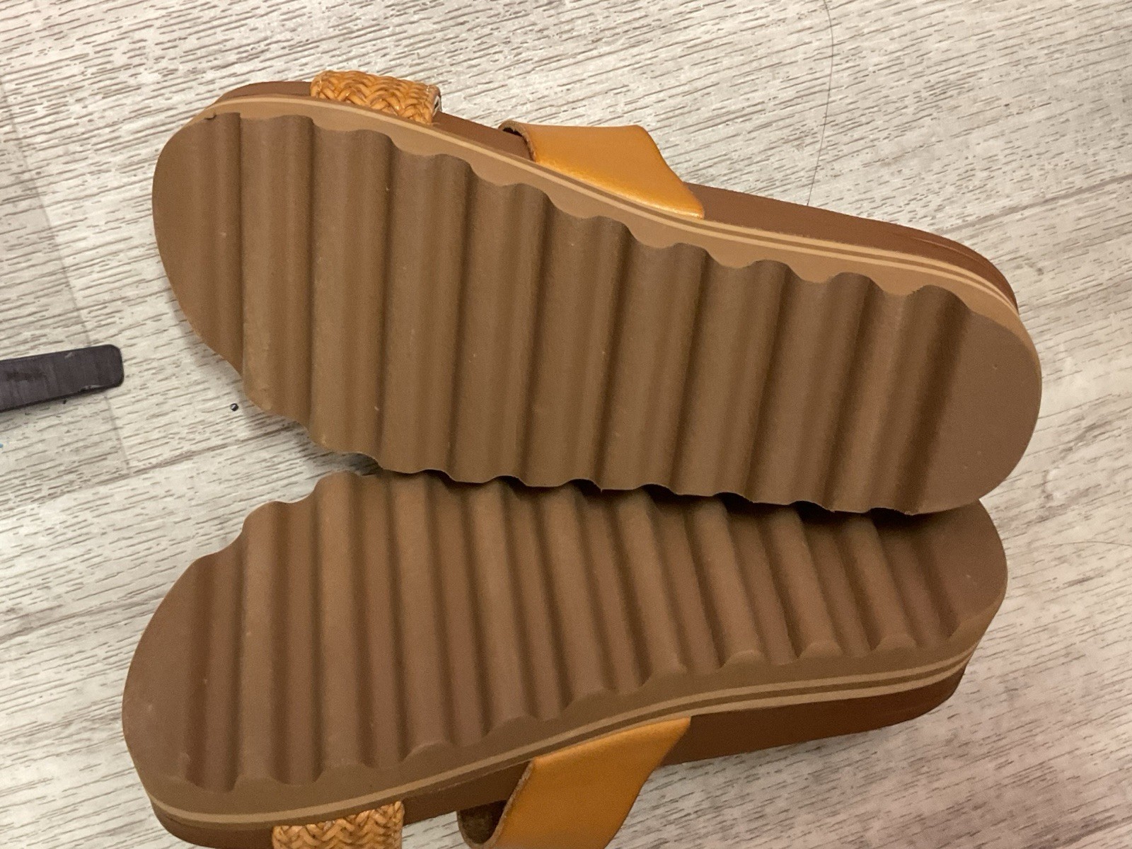 Reef Cushion Vista Hi Platform Sandals 5 Women Slide Faux Leather Chunky Shoes