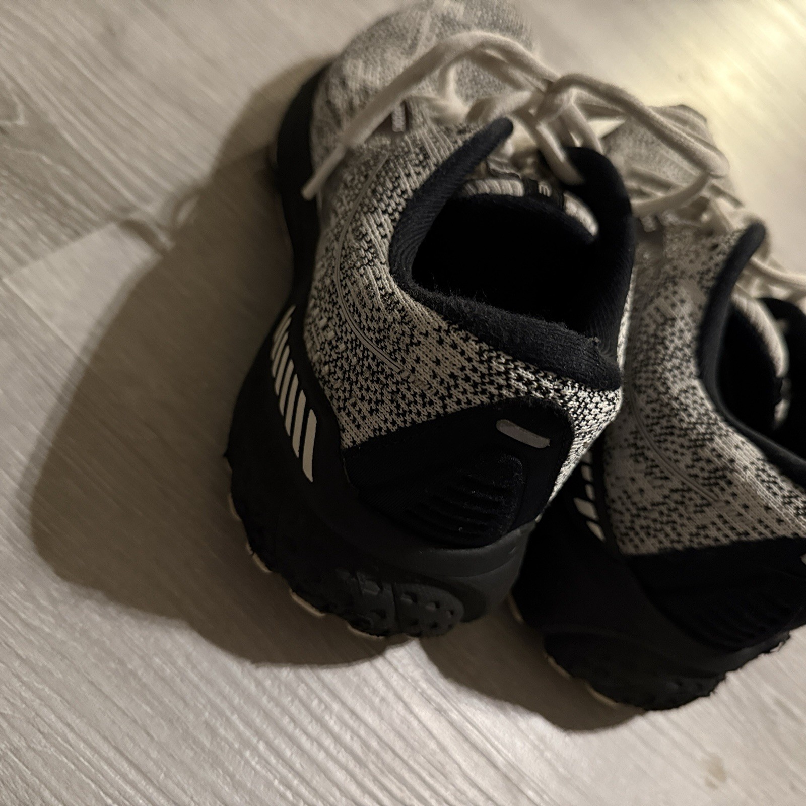 Brooks Women’s Size 8