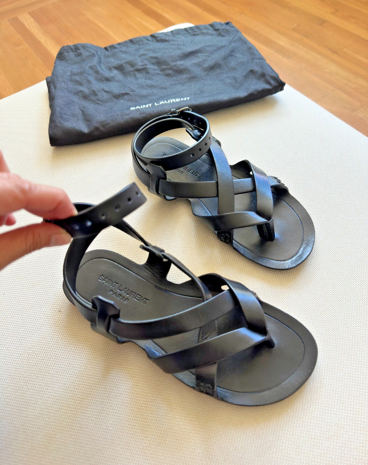 NEW SAINT LAURENT CULVER BLACK LEATHER GLADIATOR BUCKLE SANDALS SIZE IT 36 | US