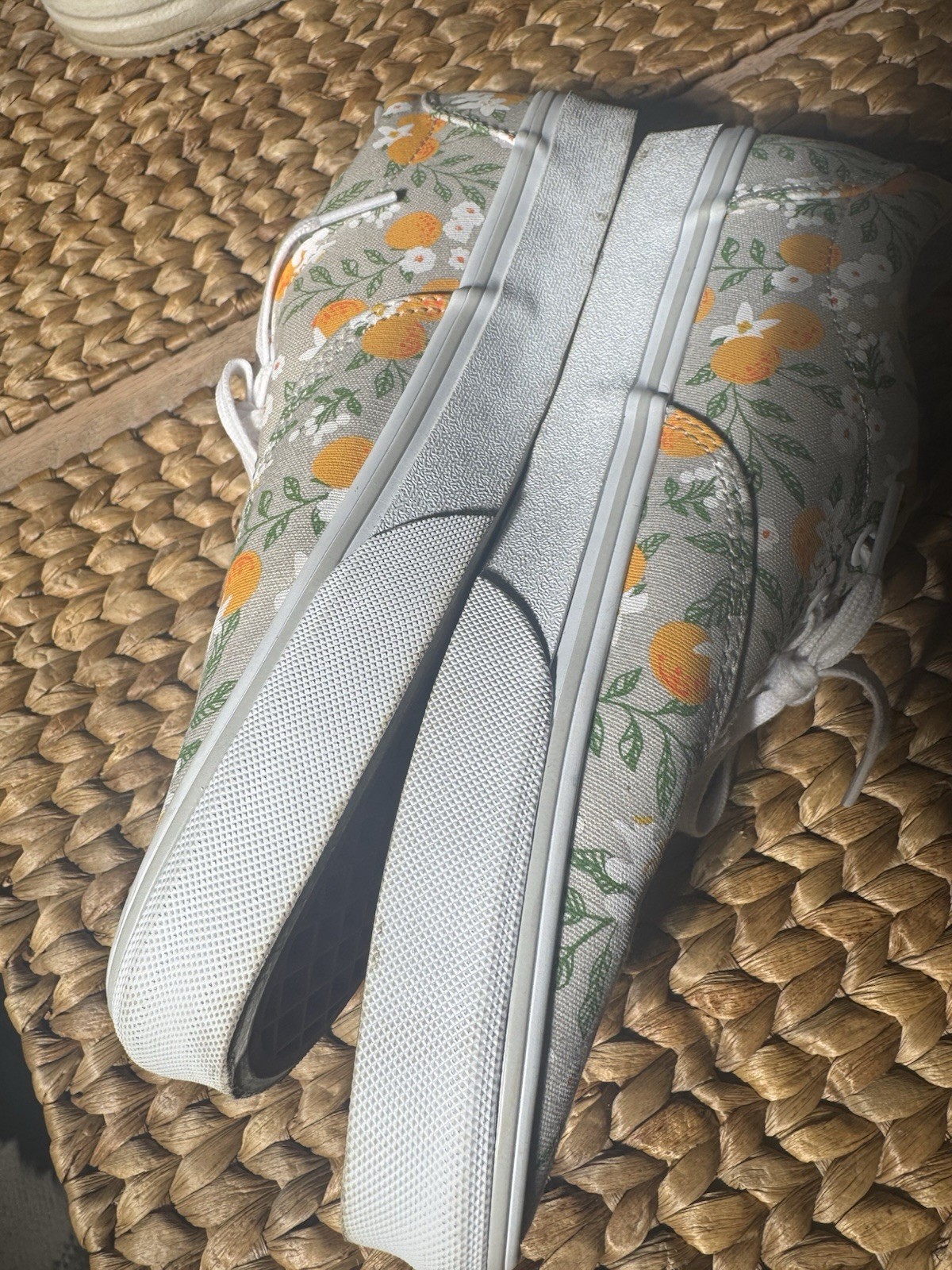 VANS Doheny Era Orange citrus floral low top sneakers womens size 9 canvas shoes