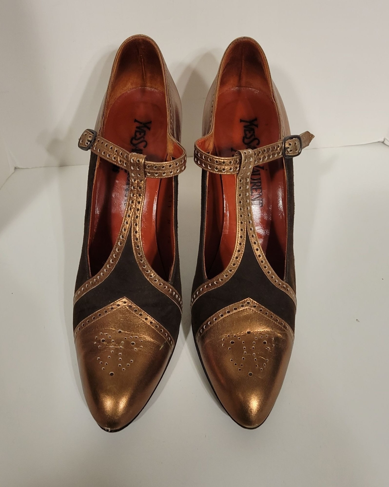 Vtg Yves Saint Laurent Glam Paris T-Strap Two-Tone Heels Sz 7.5 AA