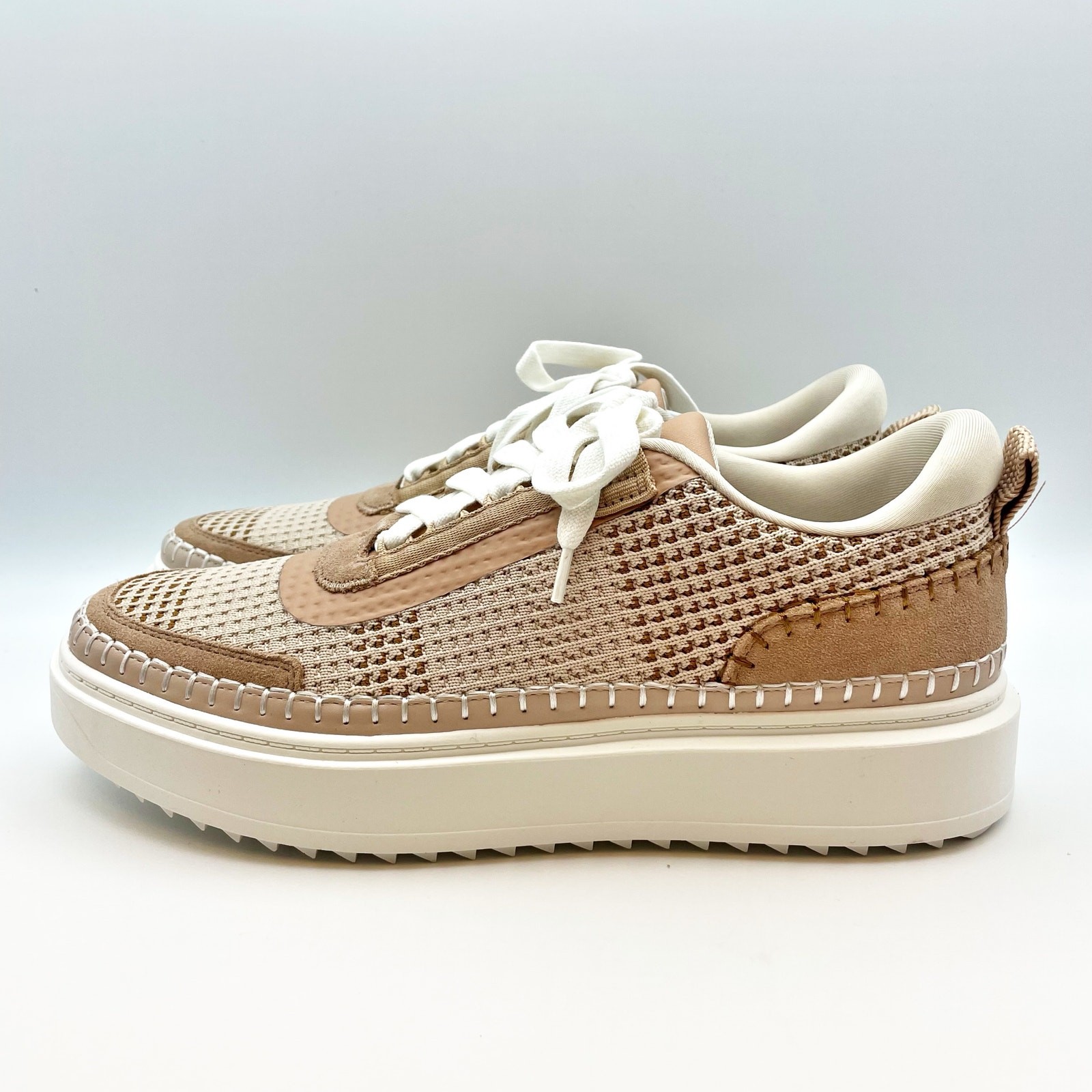 Steve Madden Womens Charlie-W Sneaker US 10 M Tan Light Brown Lace-Up NIB