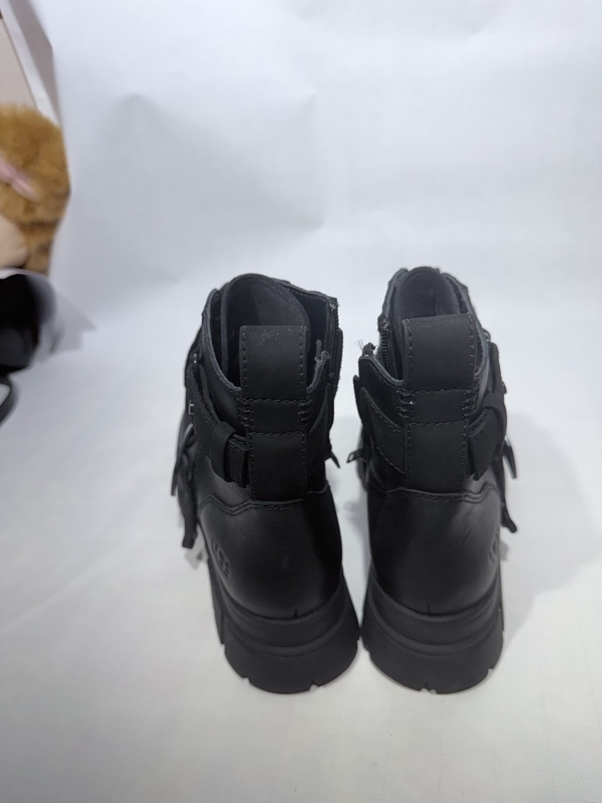 UGG Ashton Leather Lace-Up Boots Color: Black Size 9.5