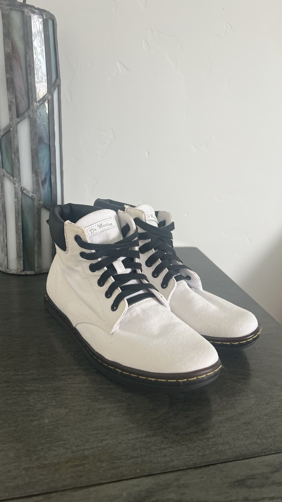 Dr. Martens Woman’s Chukka Ankle Boot White Canvas Lace-Up Black Collar US 9