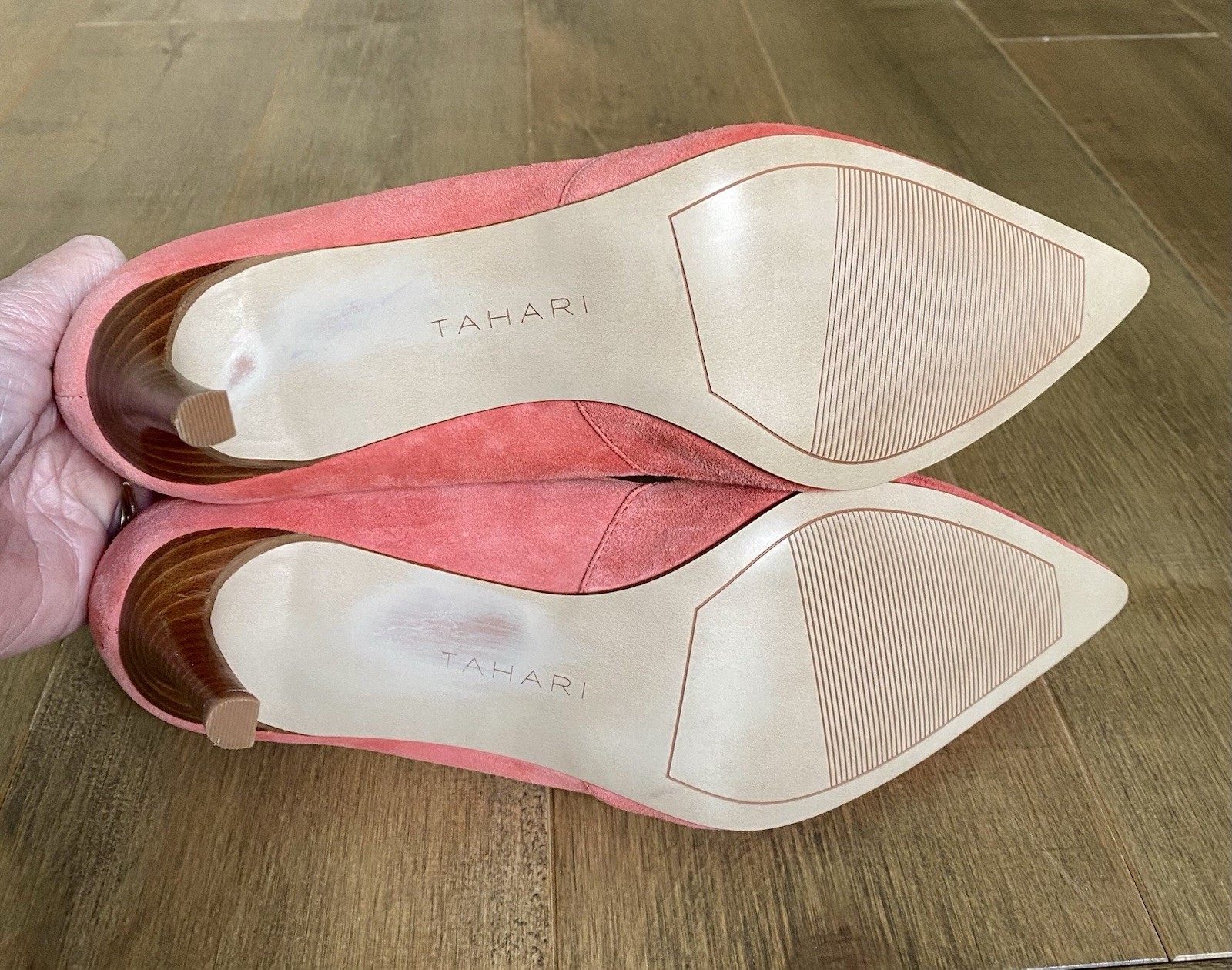 Tahari Phillipa Suede Salmon/ Dark Pink Stilettos 3”High Heels 7M NEW w/o Box