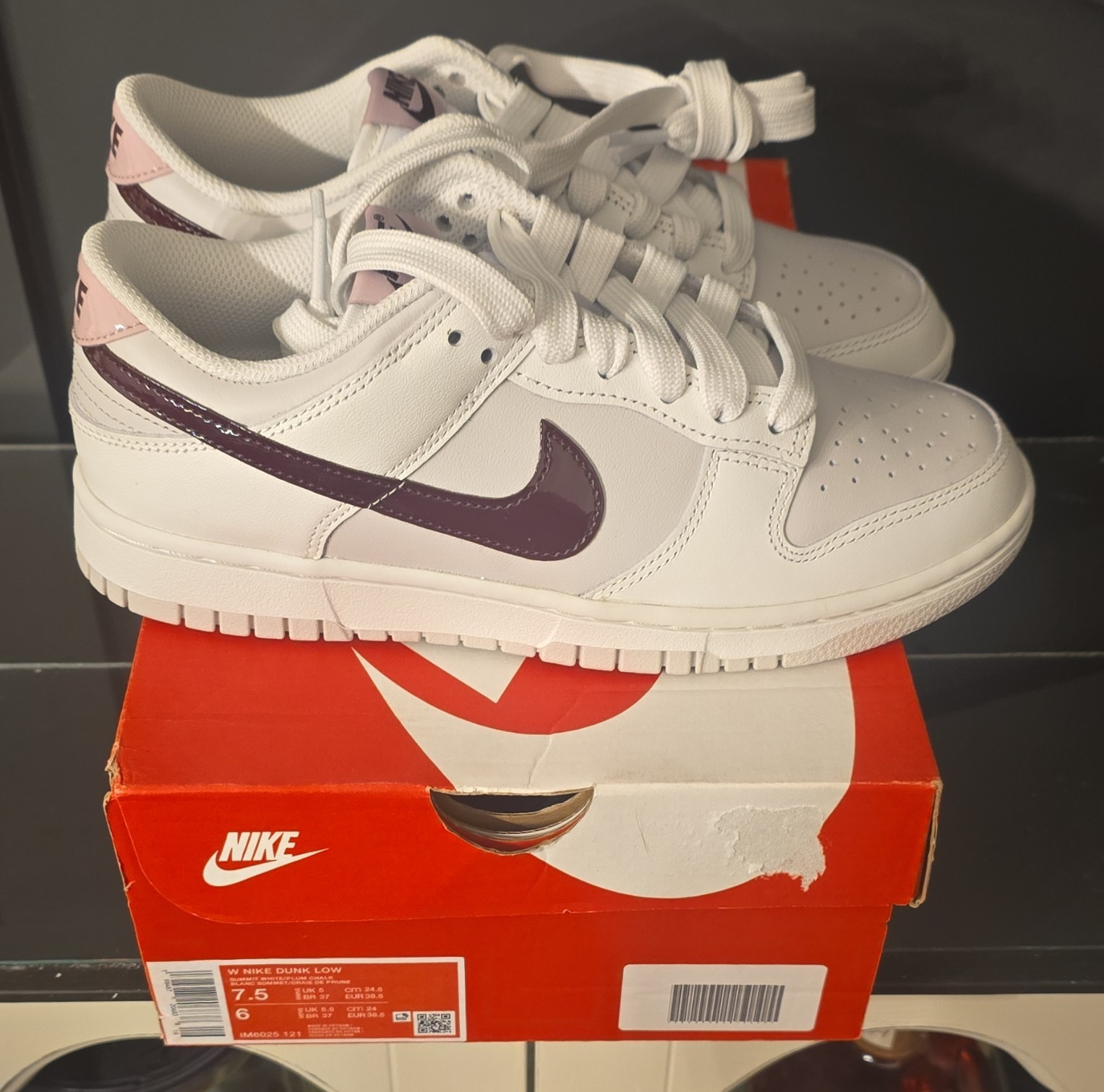 Nike Dunk Low White Purple Pink Colorblock Low Top Lace Up Leather Sneaker