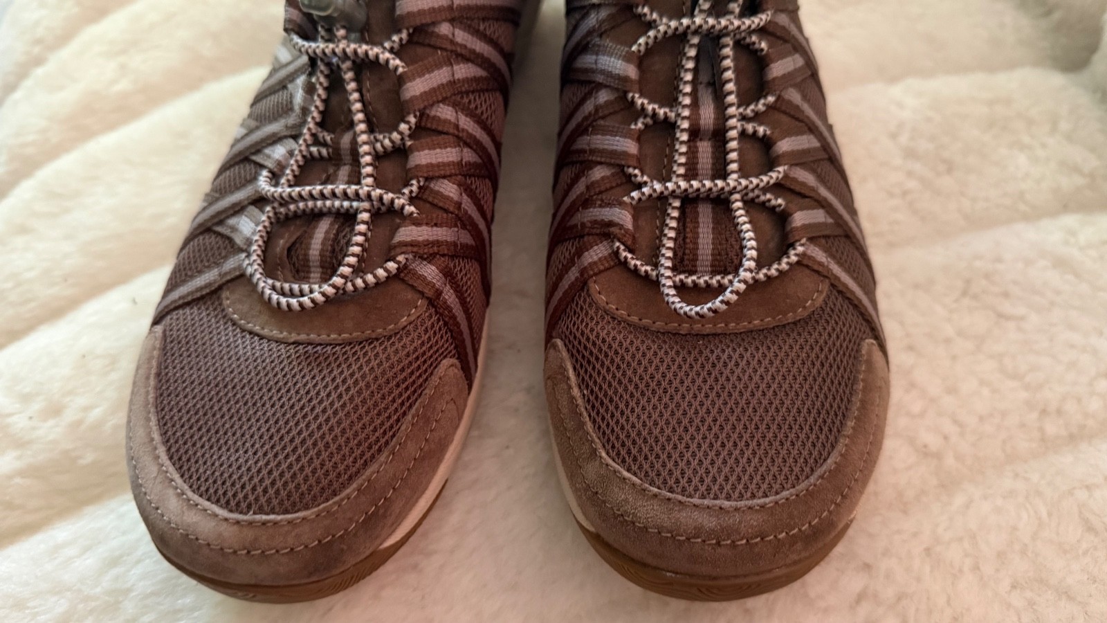 DANSKO SIZE 40EU (9/9.5) Brown Honor Sneaker Drawcord Suede Toe/Upper Mesh