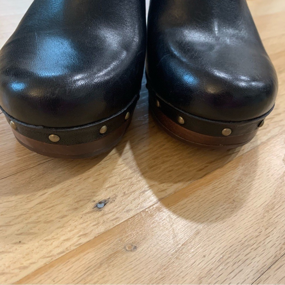 Ugg Abbie Studded Leather Platform Clog Mule US Size 6 Winter Fall Bohemian