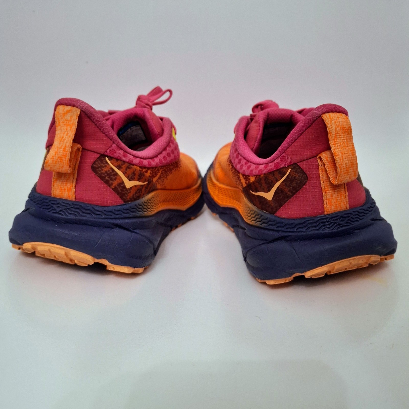 Hoka One One Women Challenger ATR 7 GTX GORE-TEX Running Sneaker Orange Pink 6.5