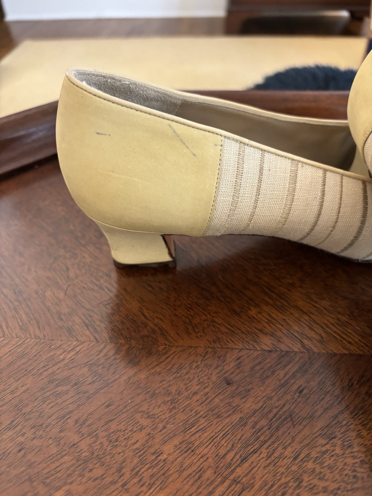 Salvatore Ferragamo Vintage Pumps Cream Beige Striped Canvas Leather Size 10.5 B