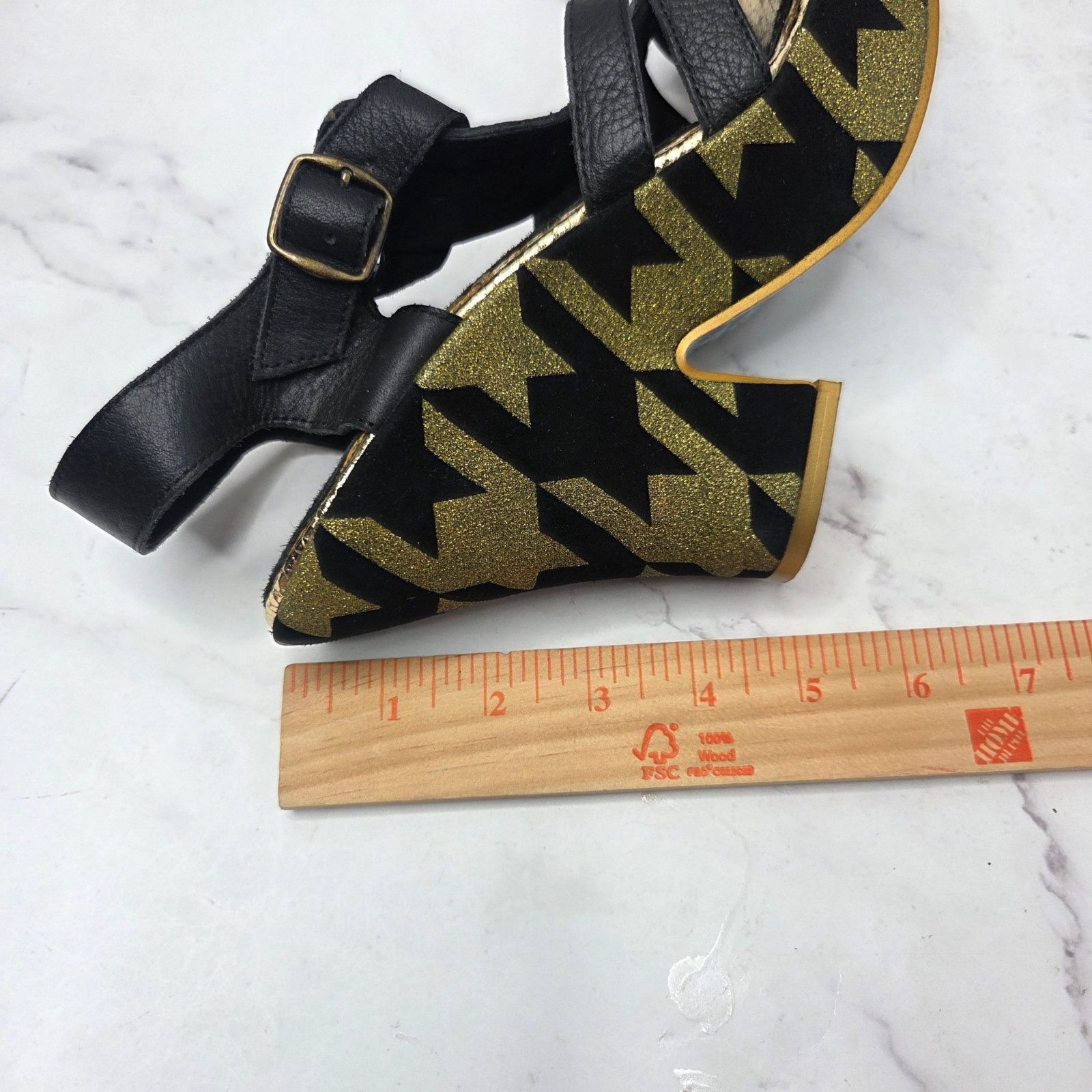 Irregular Choice Gold Black Platform Heels Leather Strappy Women’s 9
